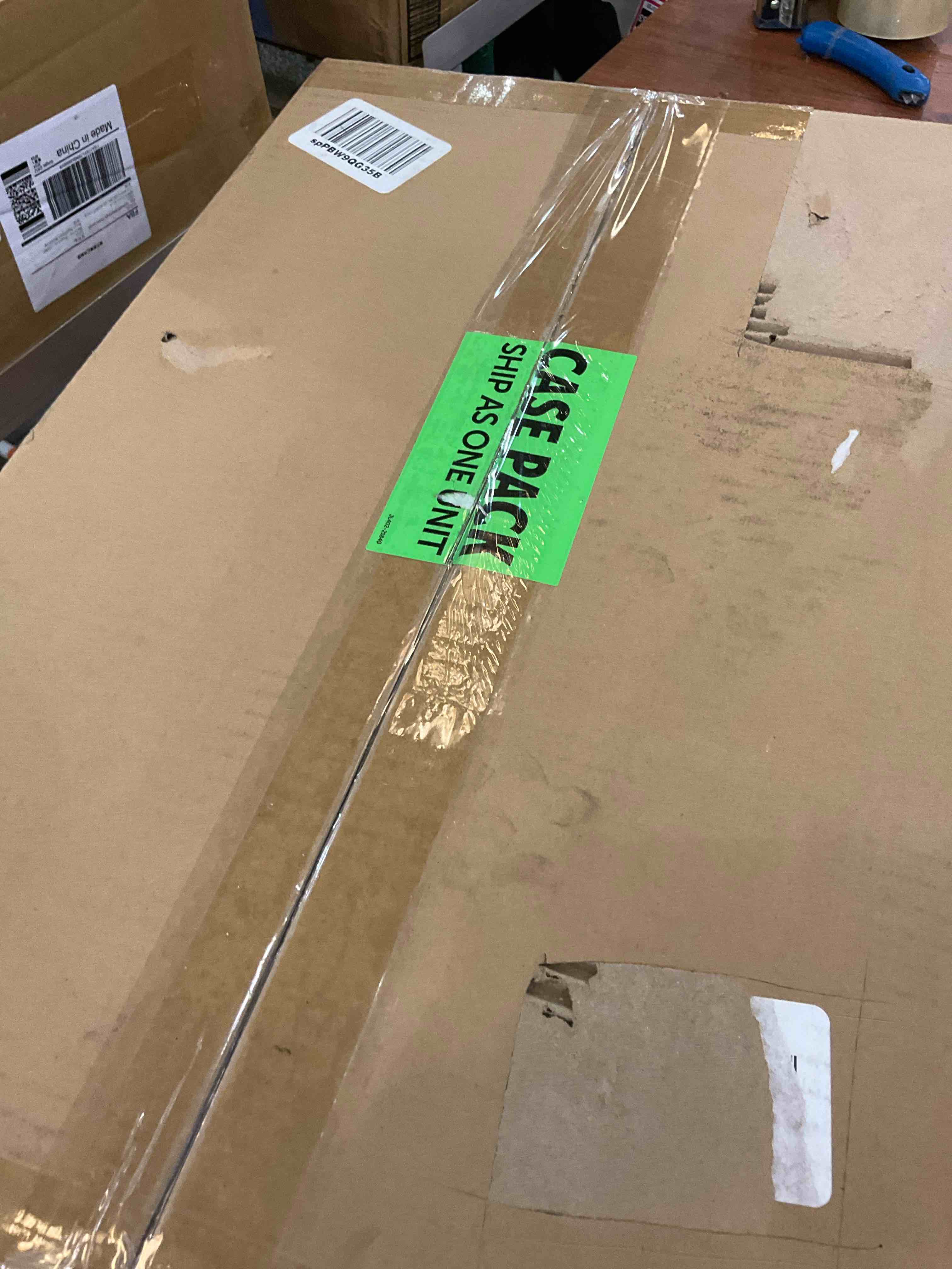https://s3.amazonaws.com/lotting-images-prod/BargainHunt/EXS01222844_1712240122795.jpeg