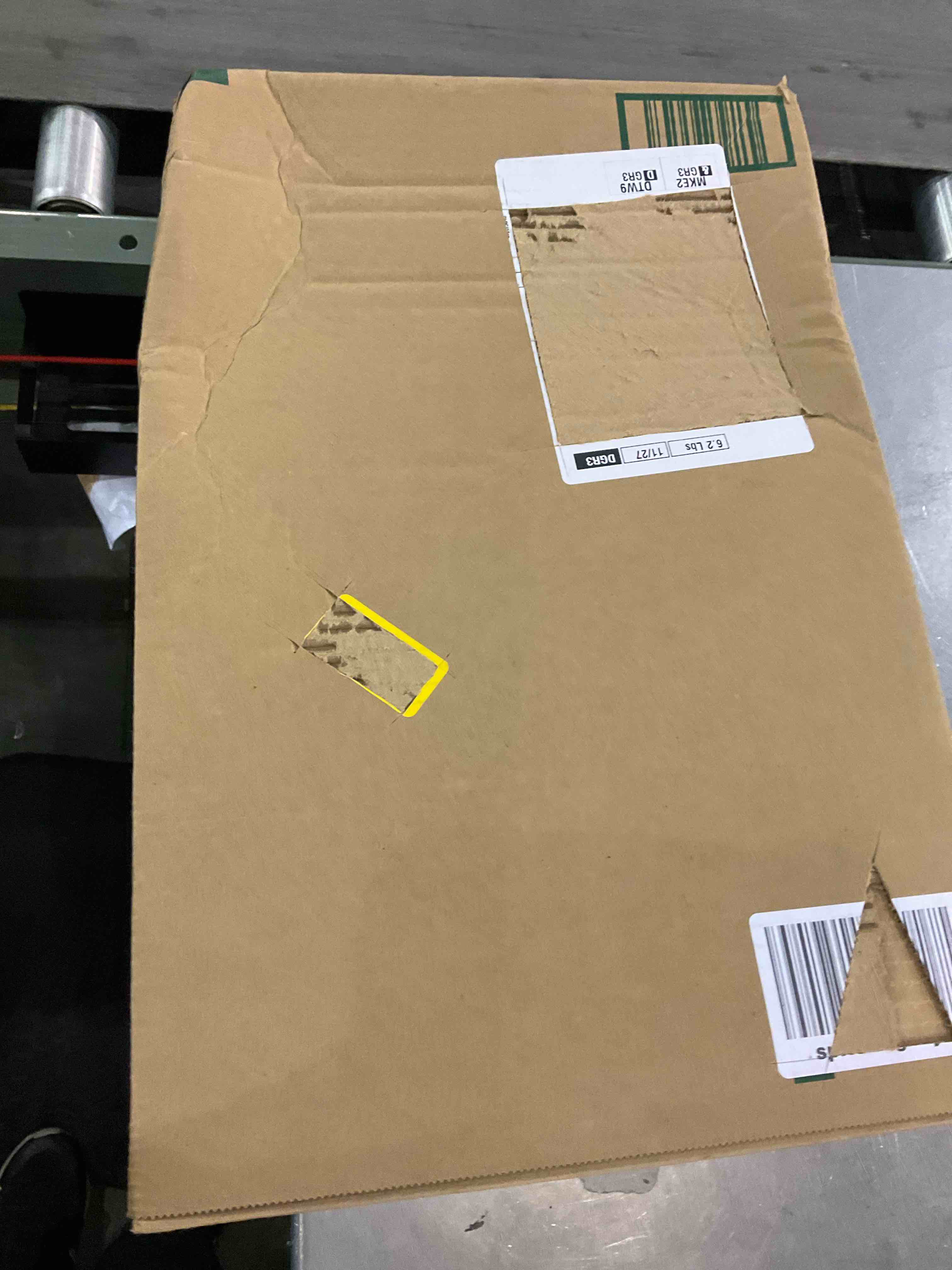 https://s3.amazonaws.com/lotting-images-prod/BargainHunt/EXS01223074_1710159454138.jpeg