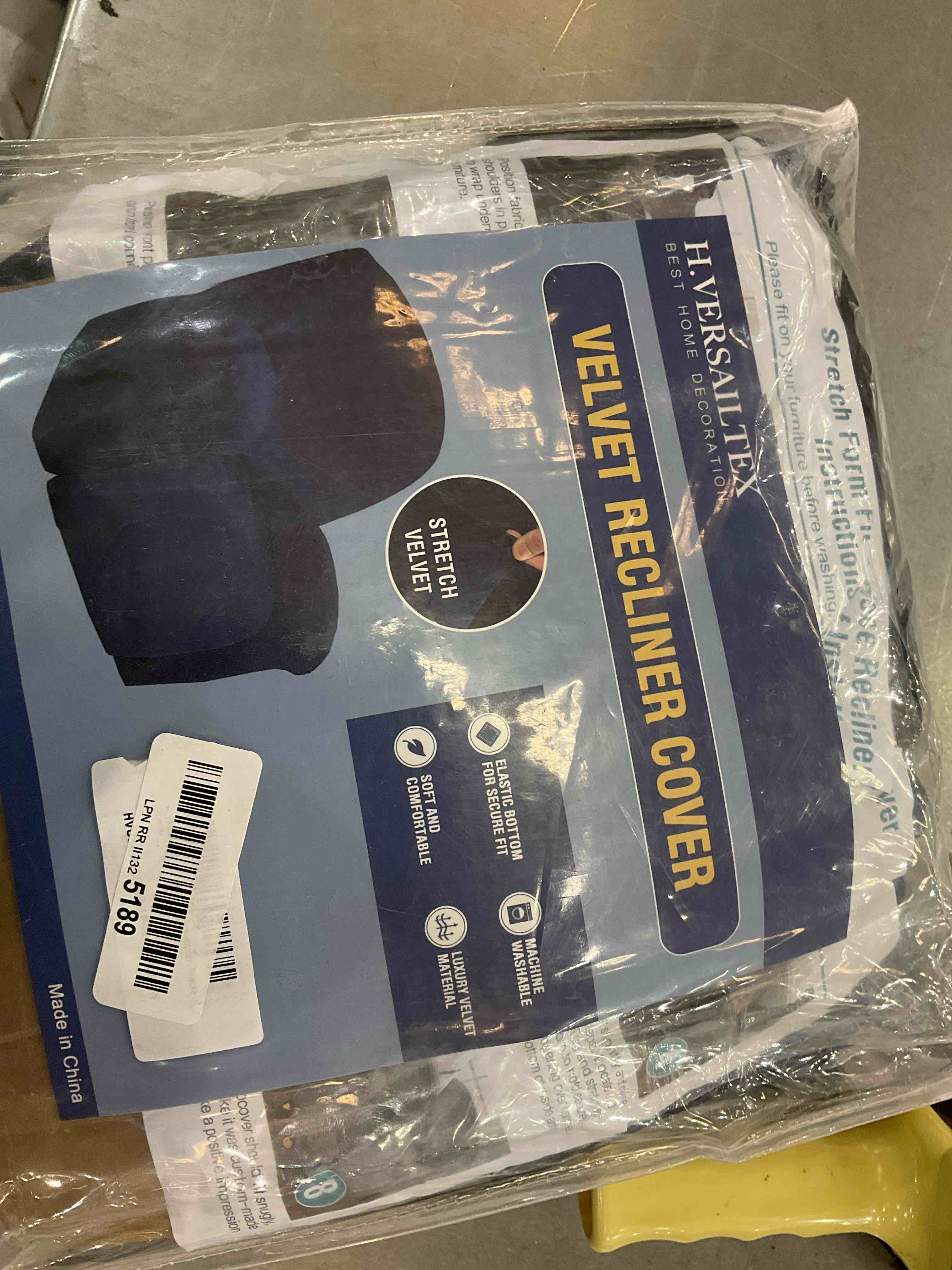 https://s3.amazonaws.com/lotting-images-prod/BargainHunt/EXS01223120_1710172169525.jpeg