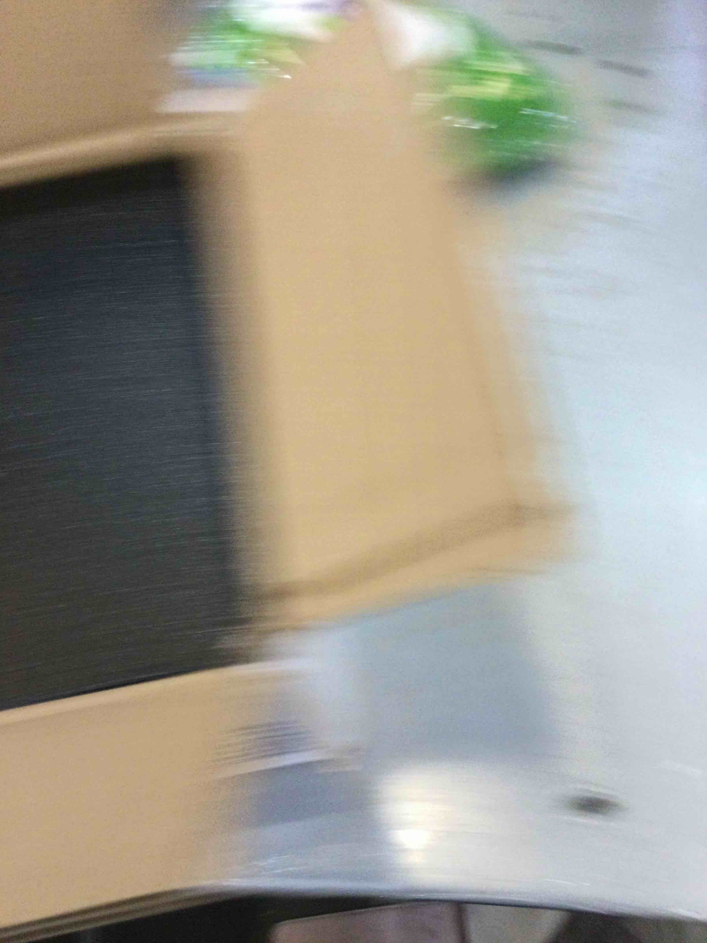 https://s3.amazonaws.com/lotting-images-prod/BargainHunt/EXS01223523_1710268601405.jpeg