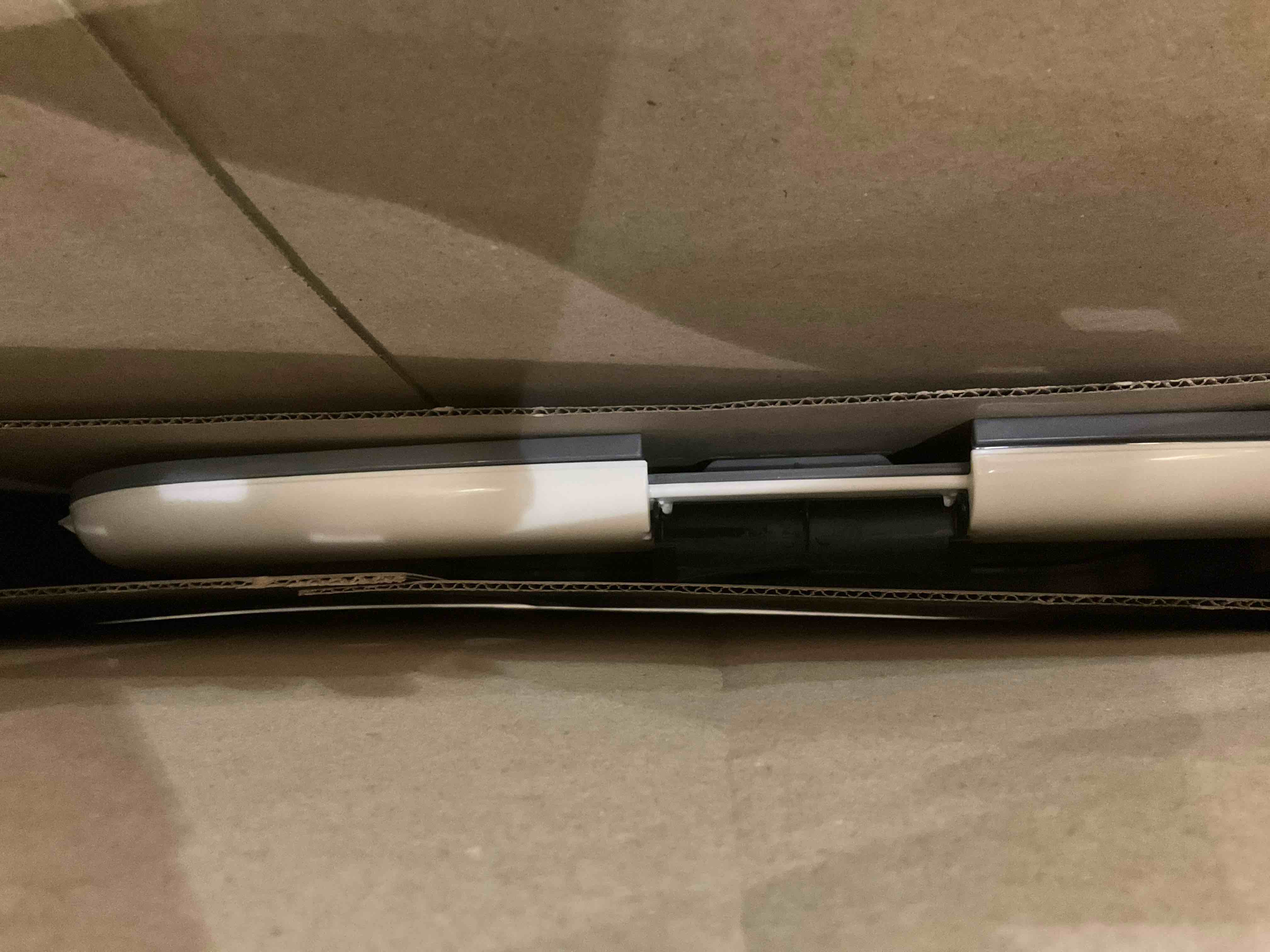 https://s3.amazonaws.com/lotting-images-prod/BargainHunt/EXS01223570_1710339283964.jpeg