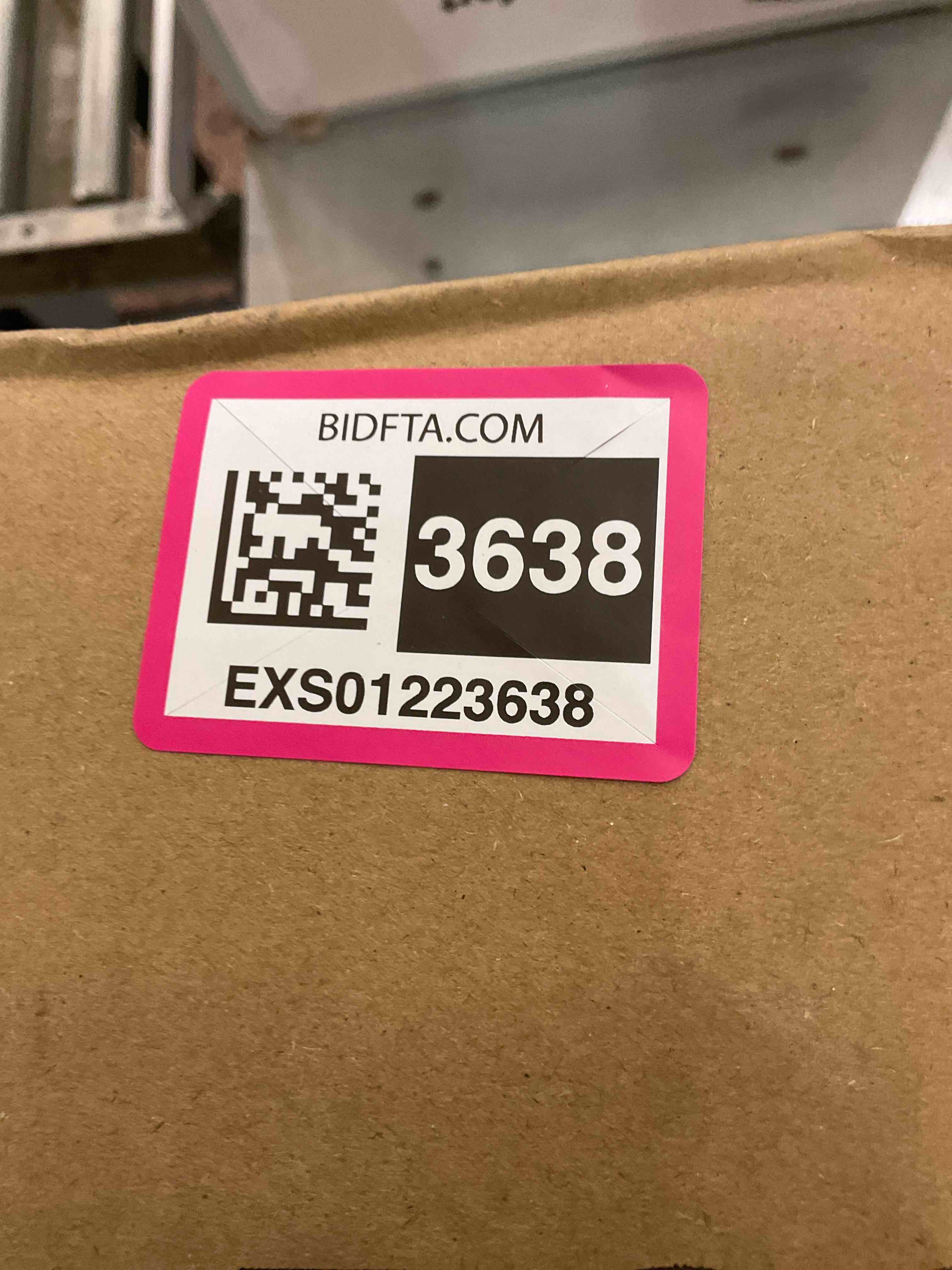 https://s3.amazonaws.com/lotting-images-prod/BargainHunt/EXS01223638_1710354759295.jpeg