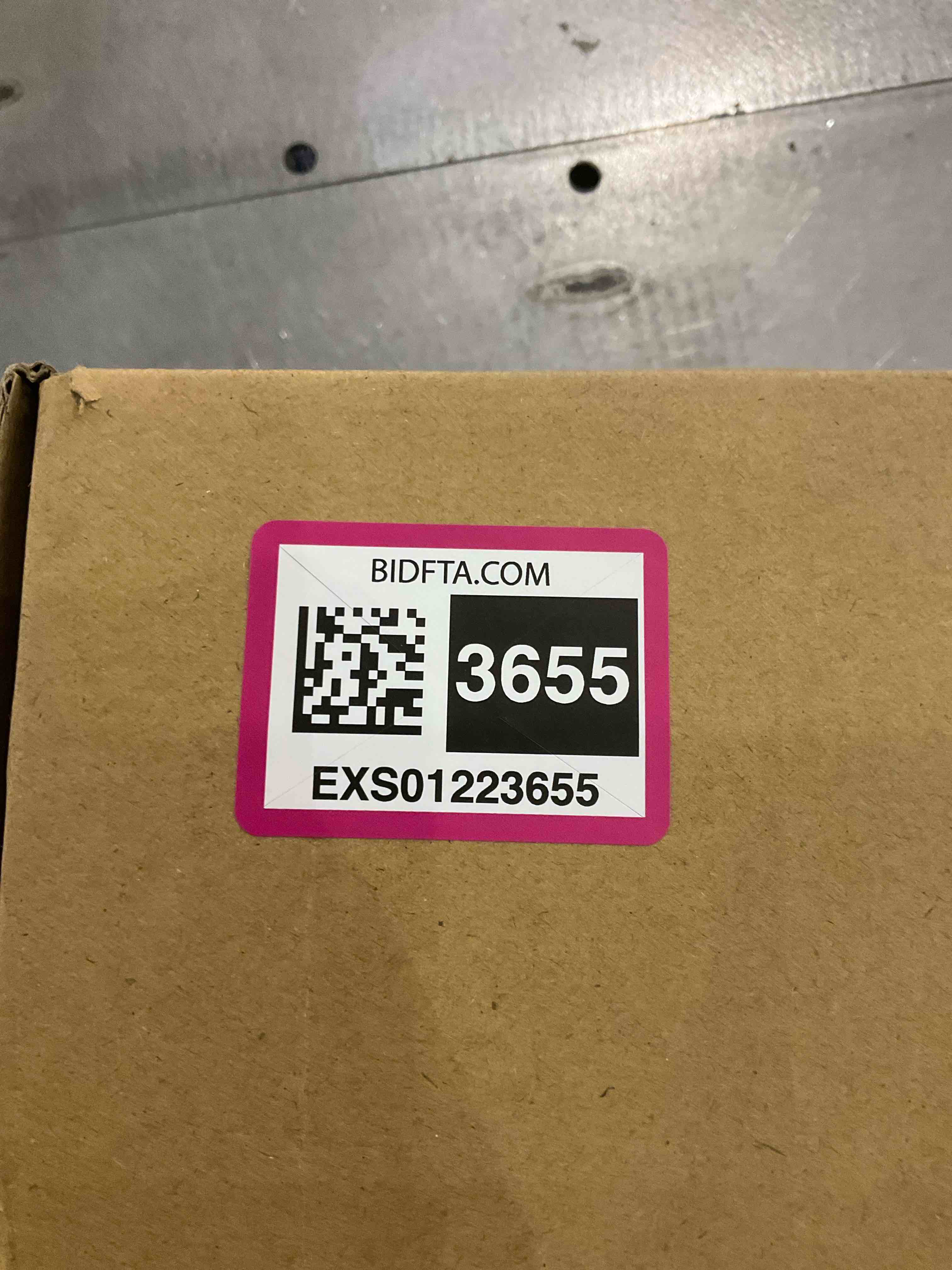 https://s3.amazonaws.com/lotting-images-prod/BargainHunt/EXS01223655_1710414899156.jpeg