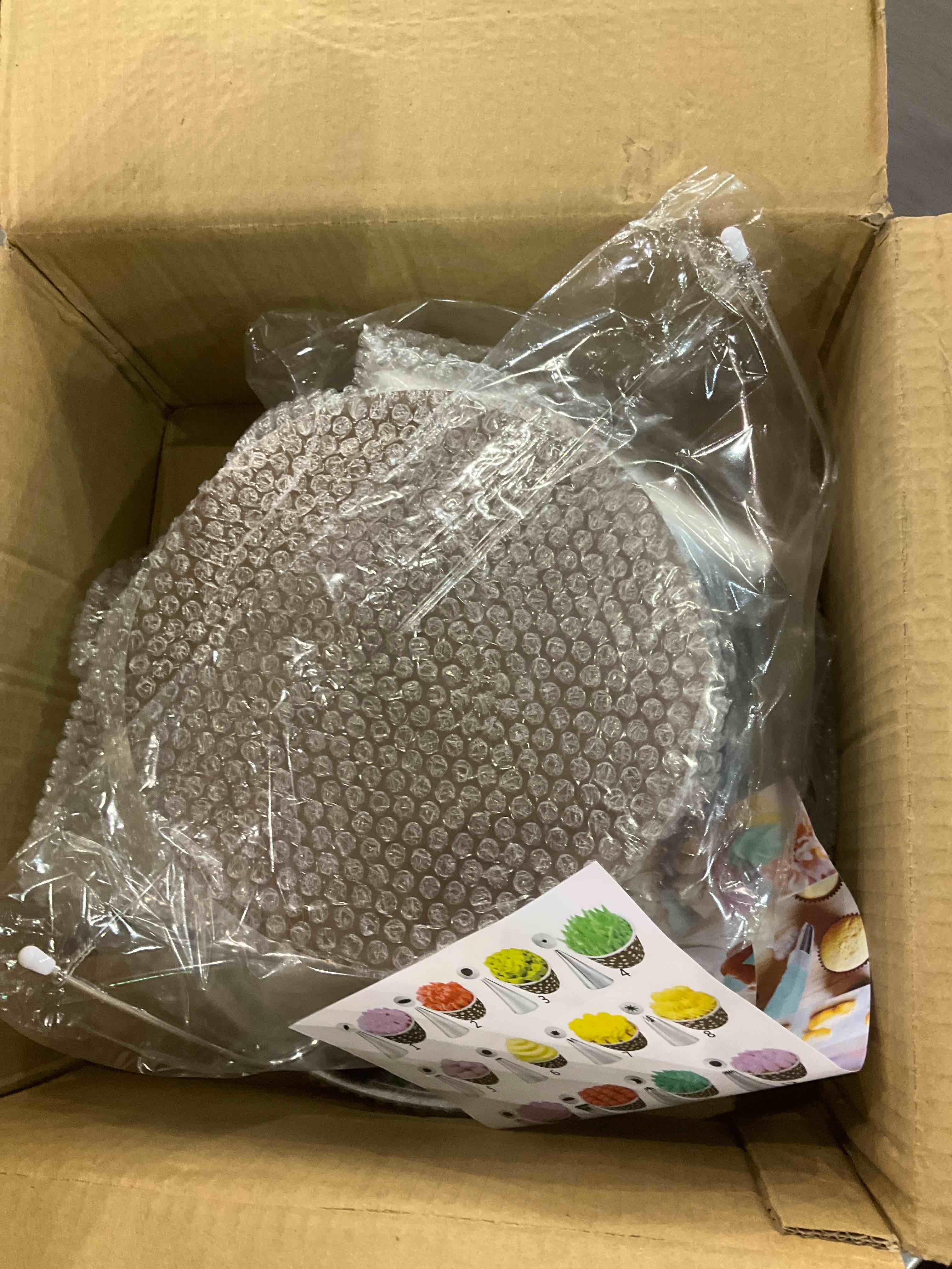https://s3.amazonaws.com/lotting-images-prod/BargainHunt/EXS01223658_1710415155158.jpeg