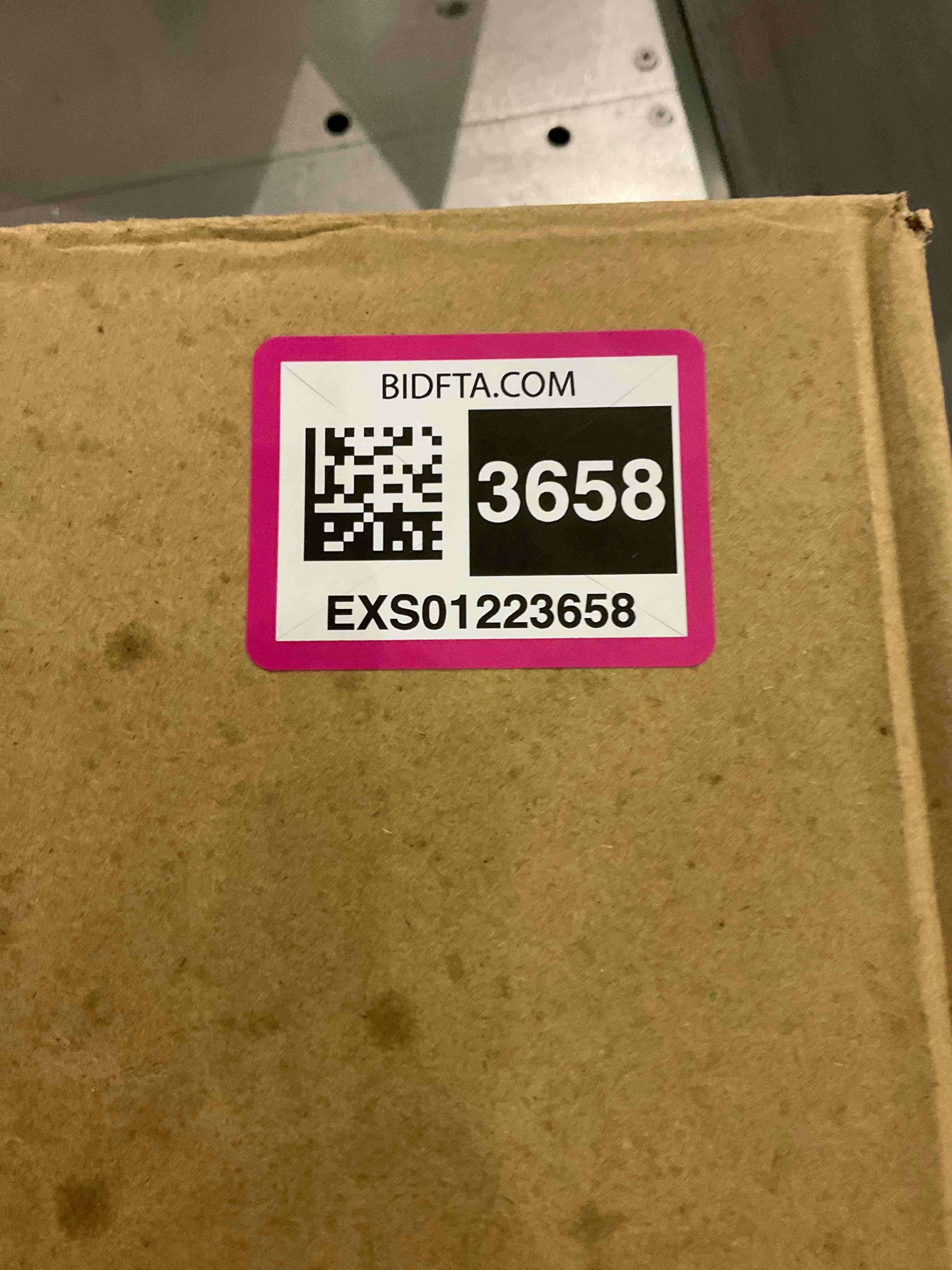 https://s3.amazonaws.com/lotting-images-prod/BargainHunt/EXS01223658_1710415178573.jpeg