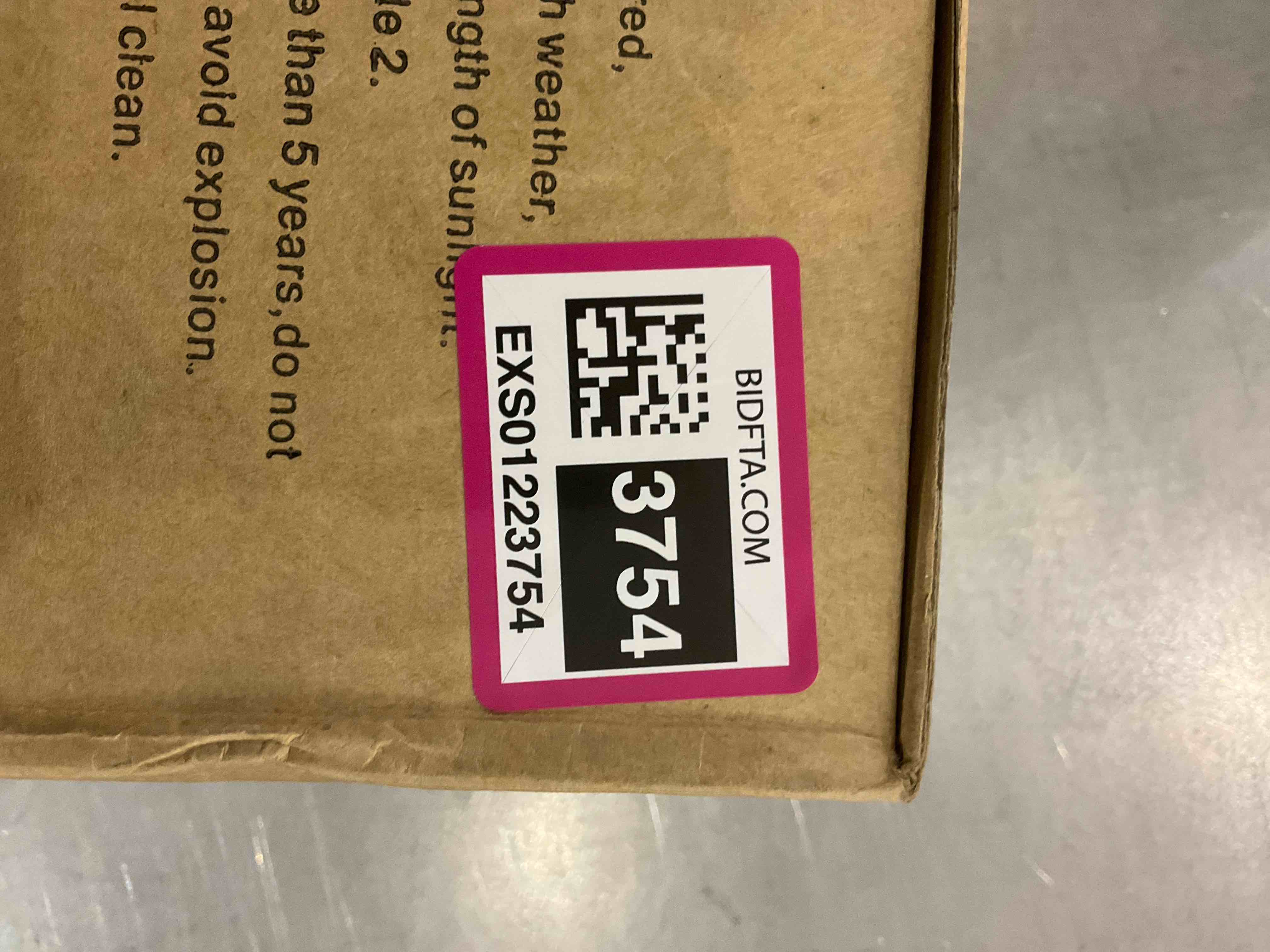 https://s3.amazonaws.com/lotting-images-prod/BargainHunt/EXS01223754_1710428151860.jpeg