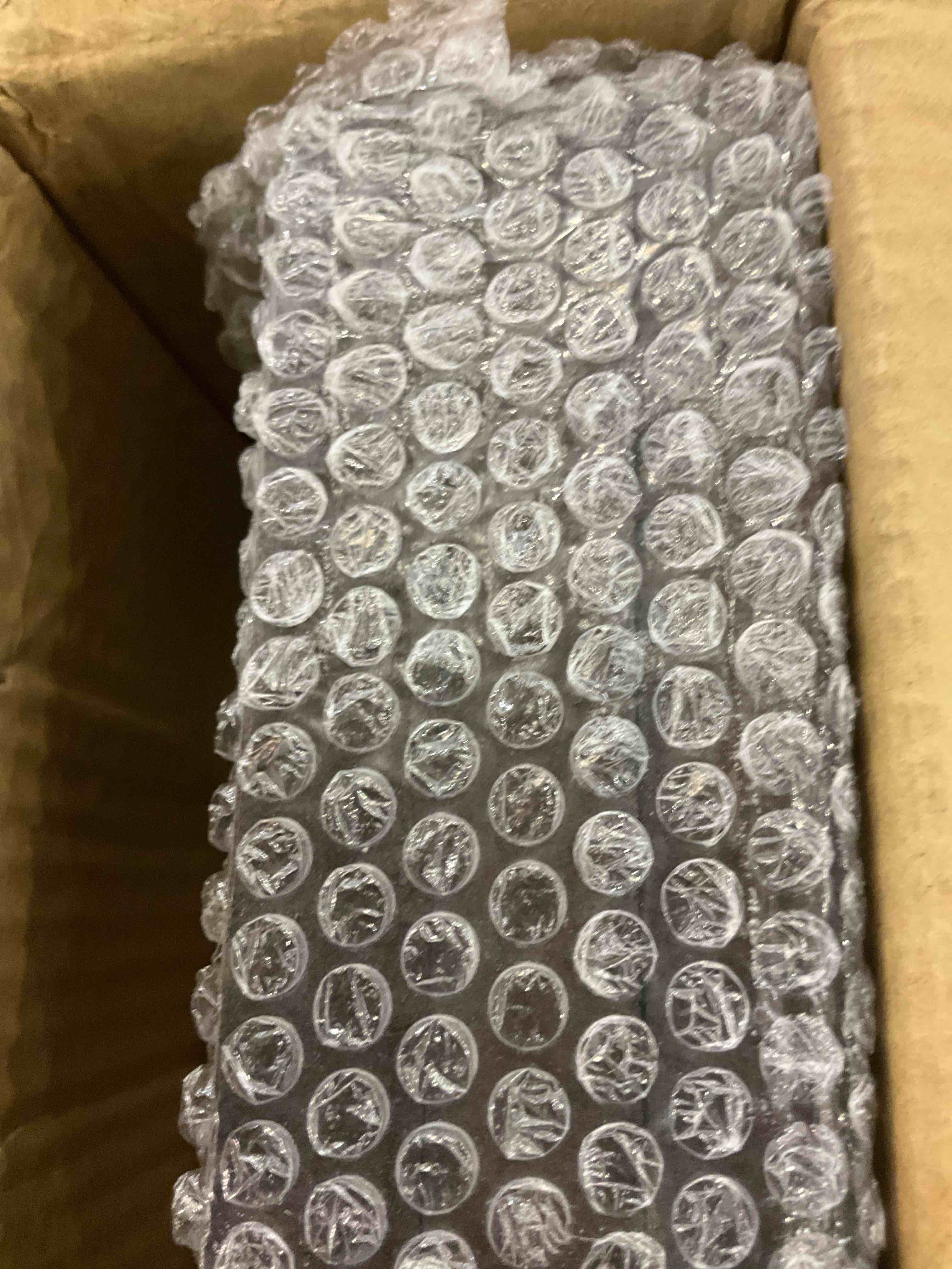 https://s3.amazonaws.com/lotting-images-prod/BargainHunt/EXS01223755_1710428246305.jpeg
