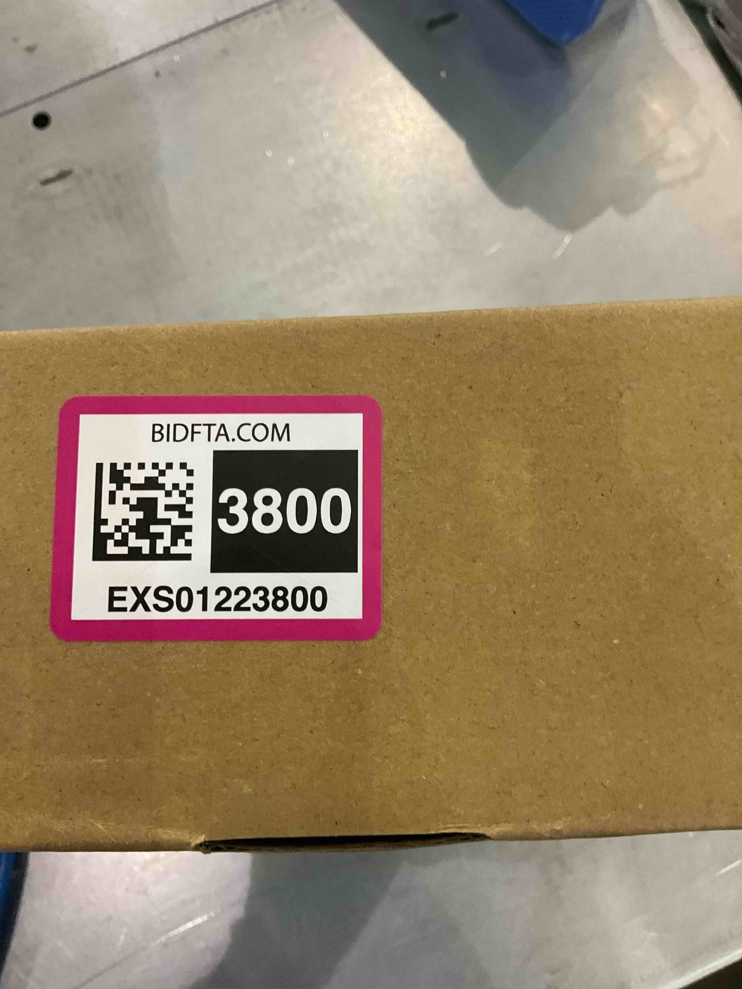 https://s3.amazonaws.com/lotting-images-prod/BargainHunt/EXS01223800_1710436949261.jpeg
