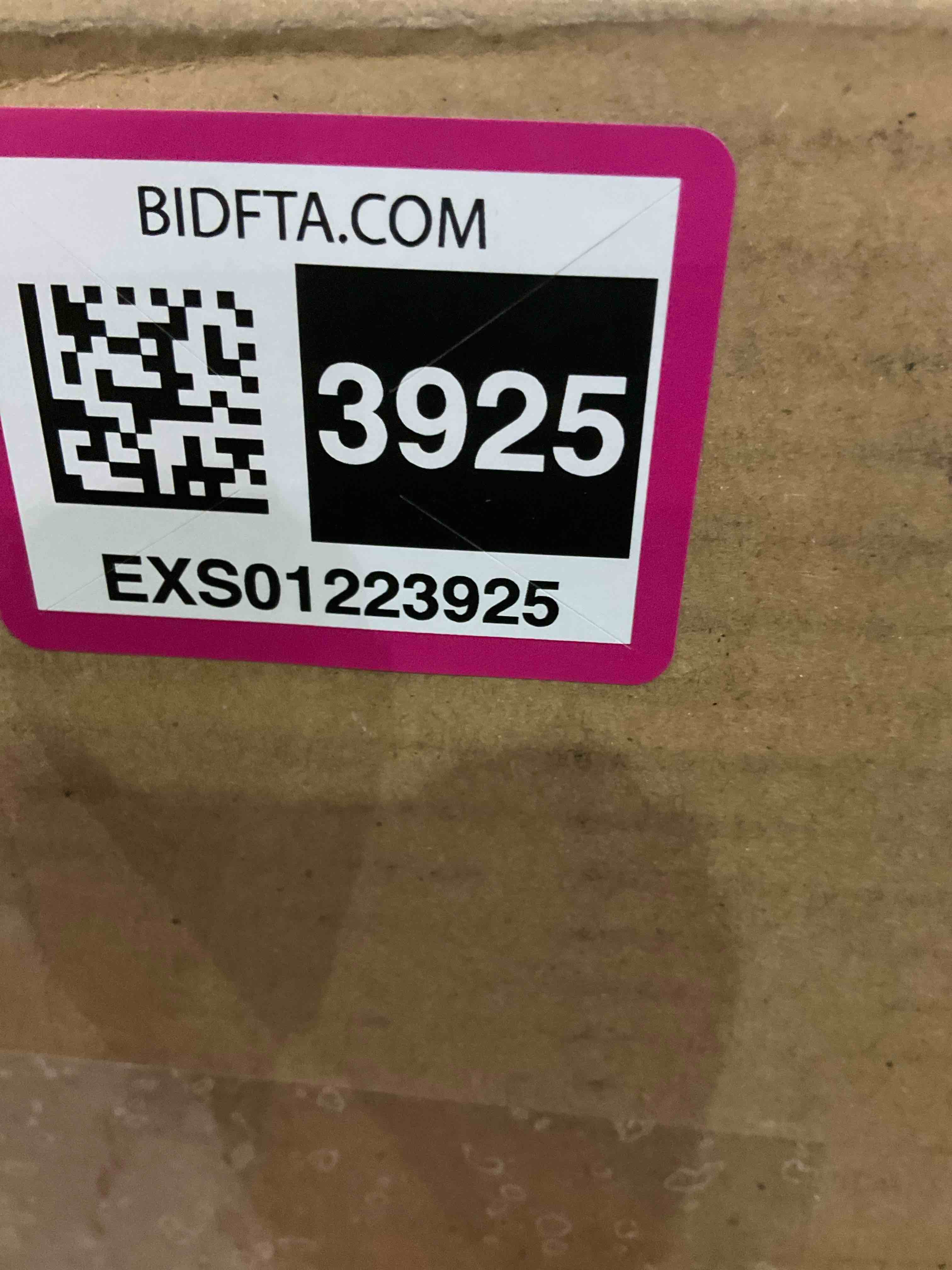 https://s3.amazonaws.com/lotting-images-prod/BargainHunt/EXS01223925_1710762087668.jpeg