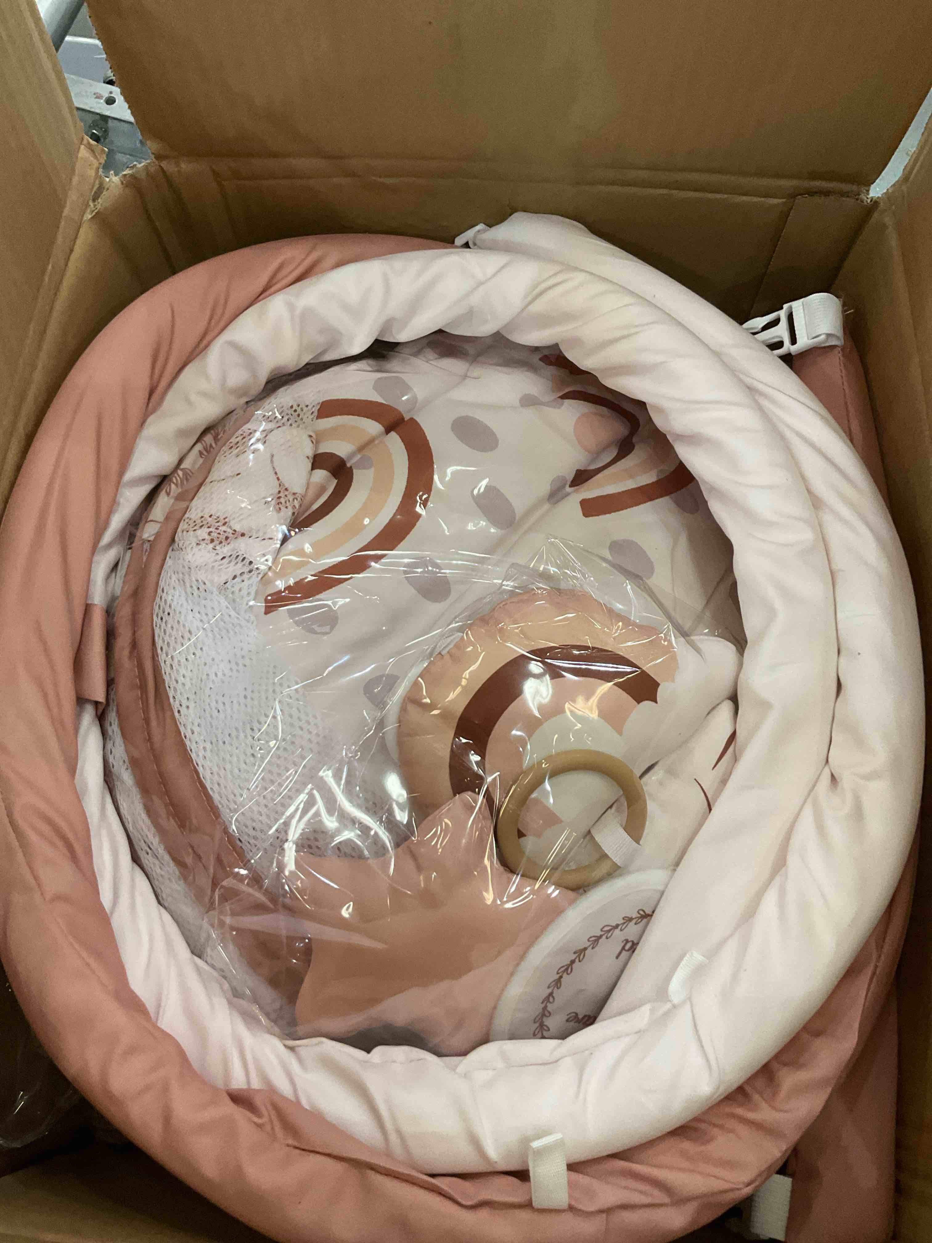 https://s3.amazonaws.com/lotting-images-prod/BargainHunt/EXS01224149_1710436877547.jpeg