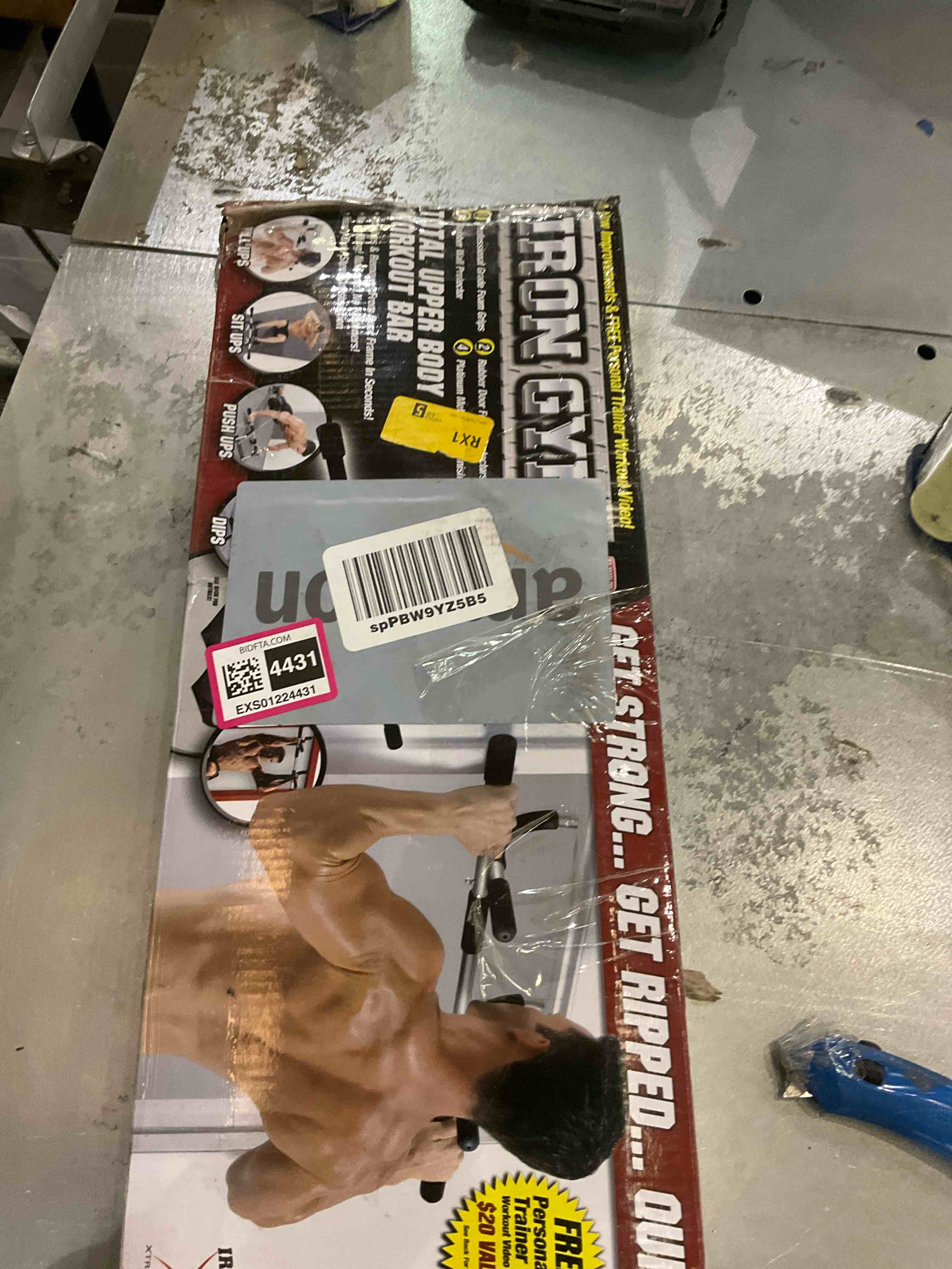 https://s3.amazonaws.com/lotting-images-prod/BargainHunt/EXS01224431_1710770139742.jpeg