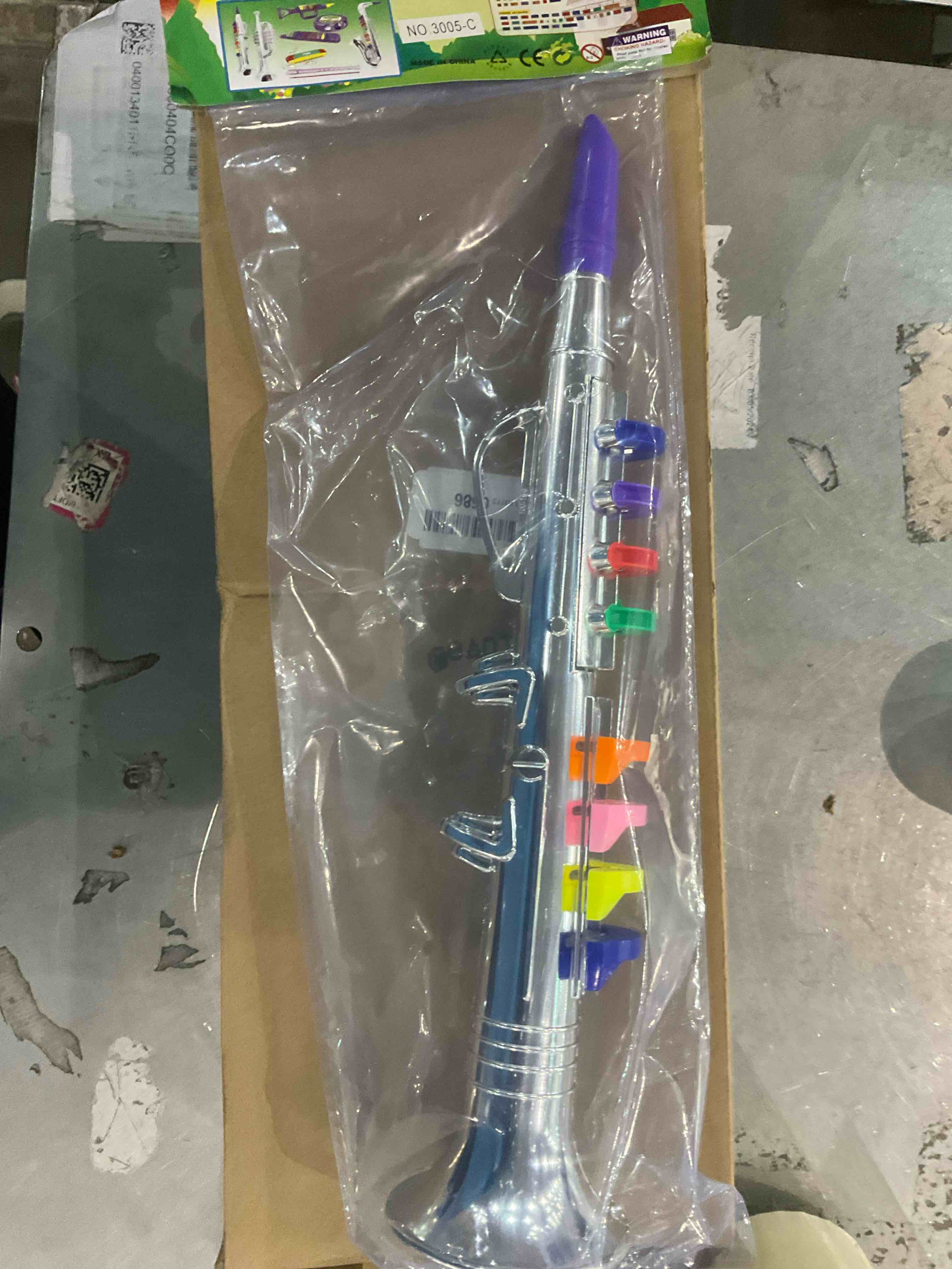 https://s3.amazonaws.com/lotting-images-prod/BargainHunt/EXS01224507_1710155963312.jpeg