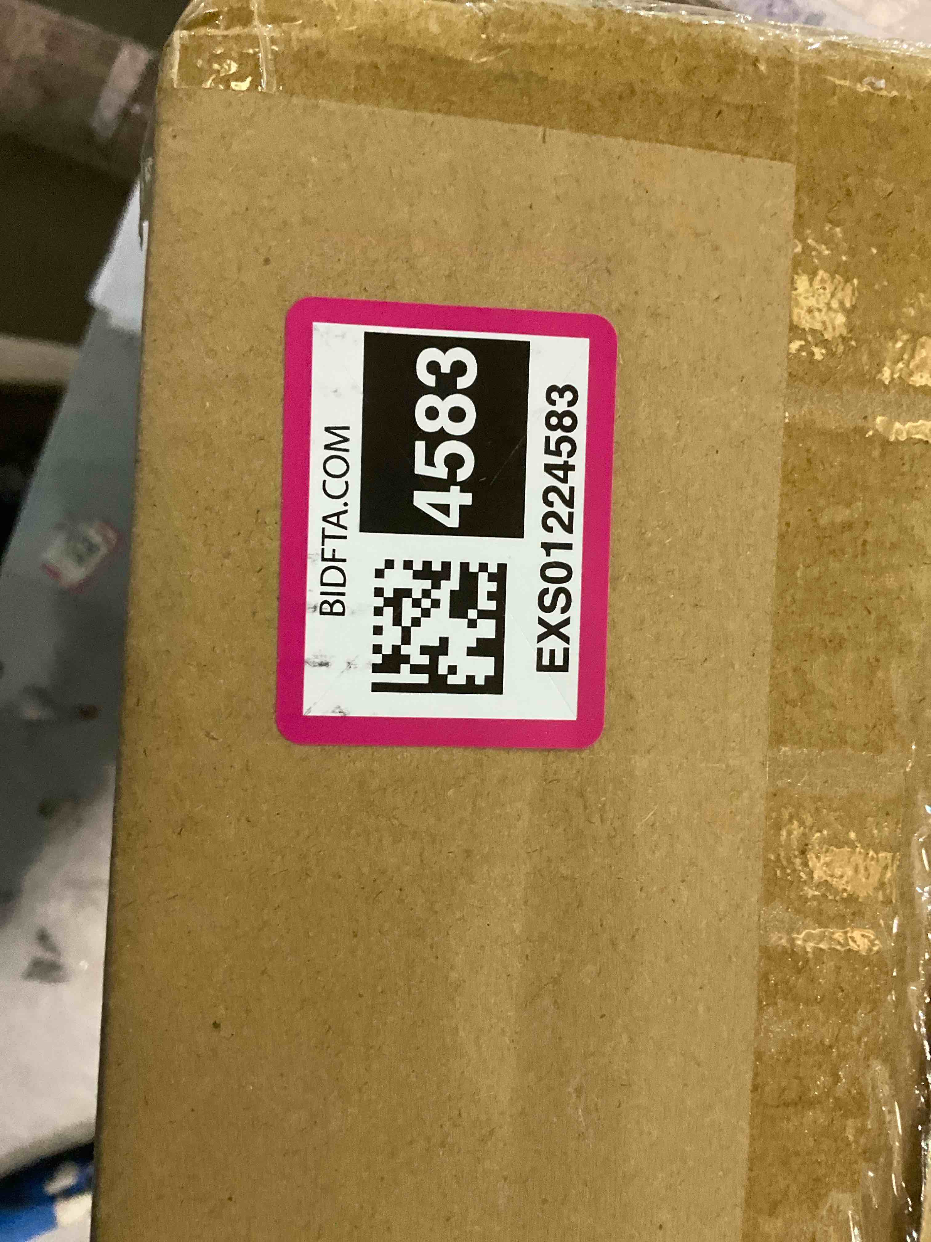 https://s3.amazonaws.com/lotting-images-prod/BargainHunt/EXS01224583_1710164492087.jpeg