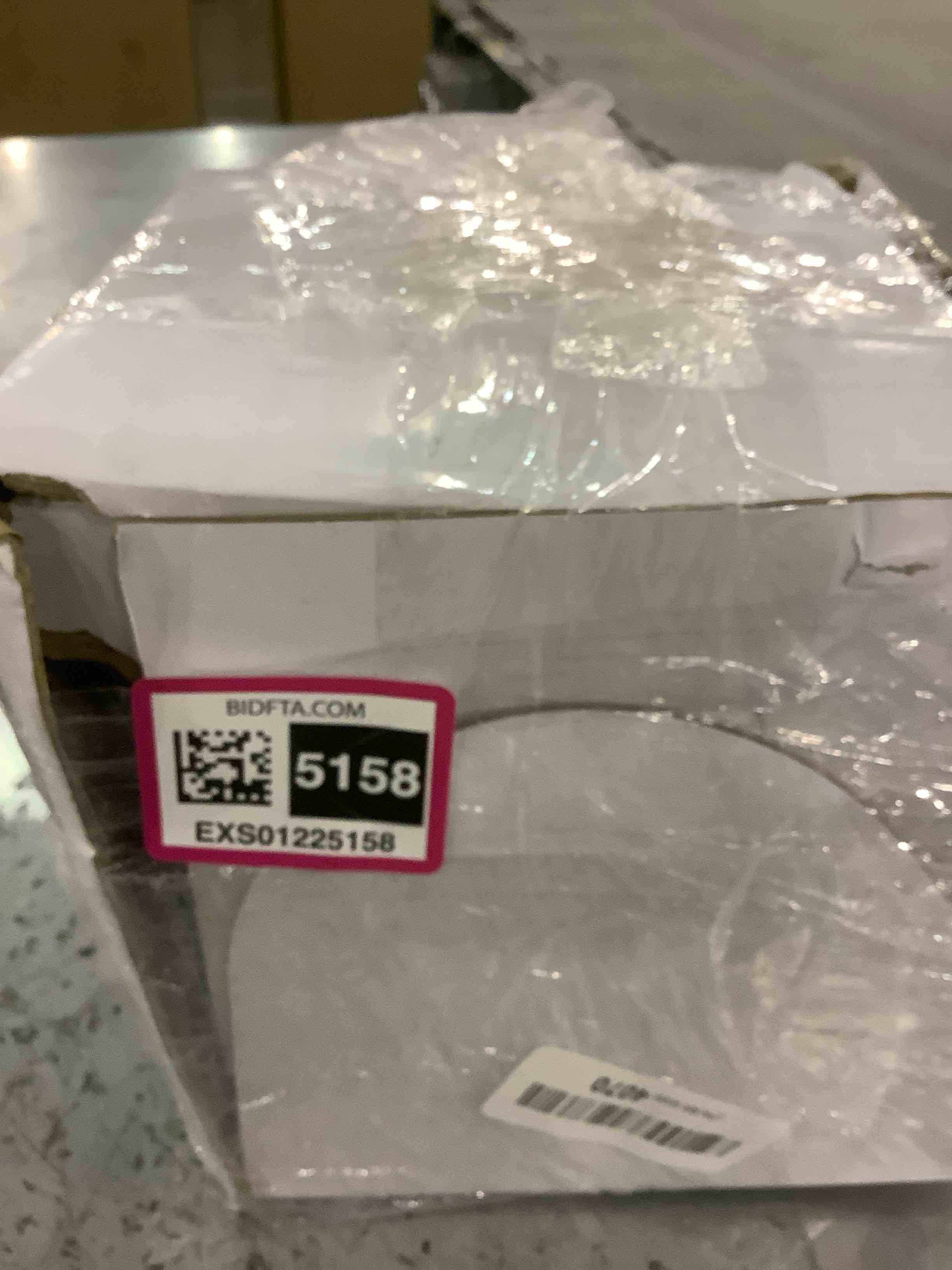 https://s3.amazonaws.com/lotting-images-prod/BargainHunt/EXS01225158_1711107007733.jpeg