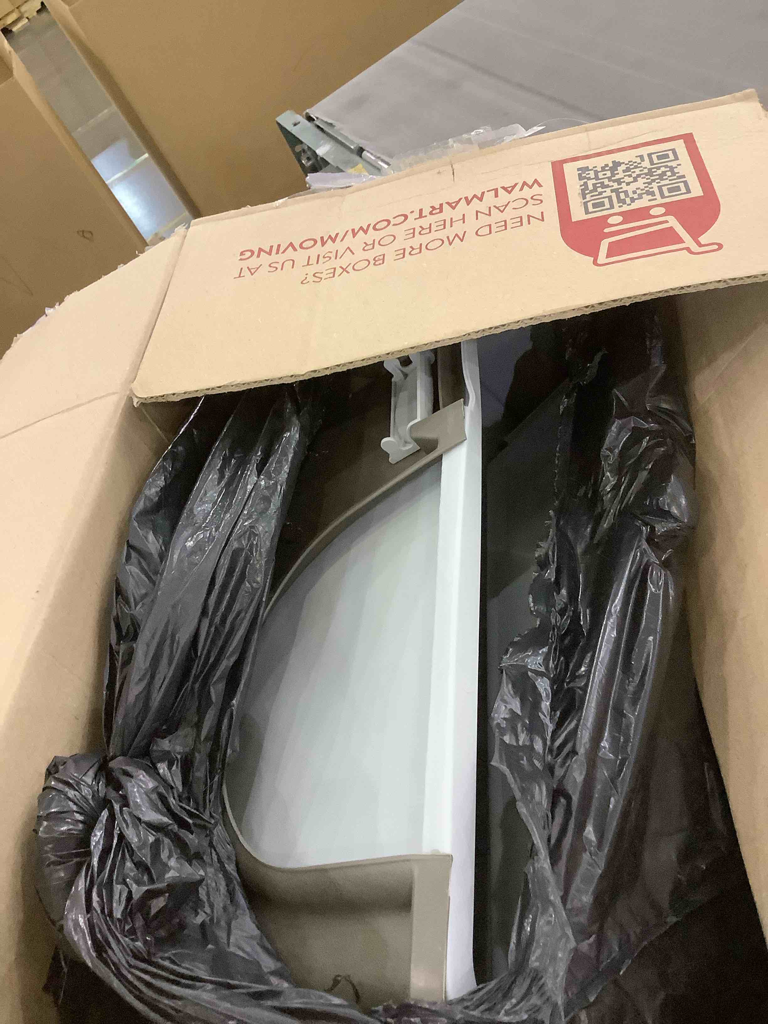 https://s3.amazonaws.com/lotting-images-prod/BargainHunt/EXS01225266_1711120131760.jpeg