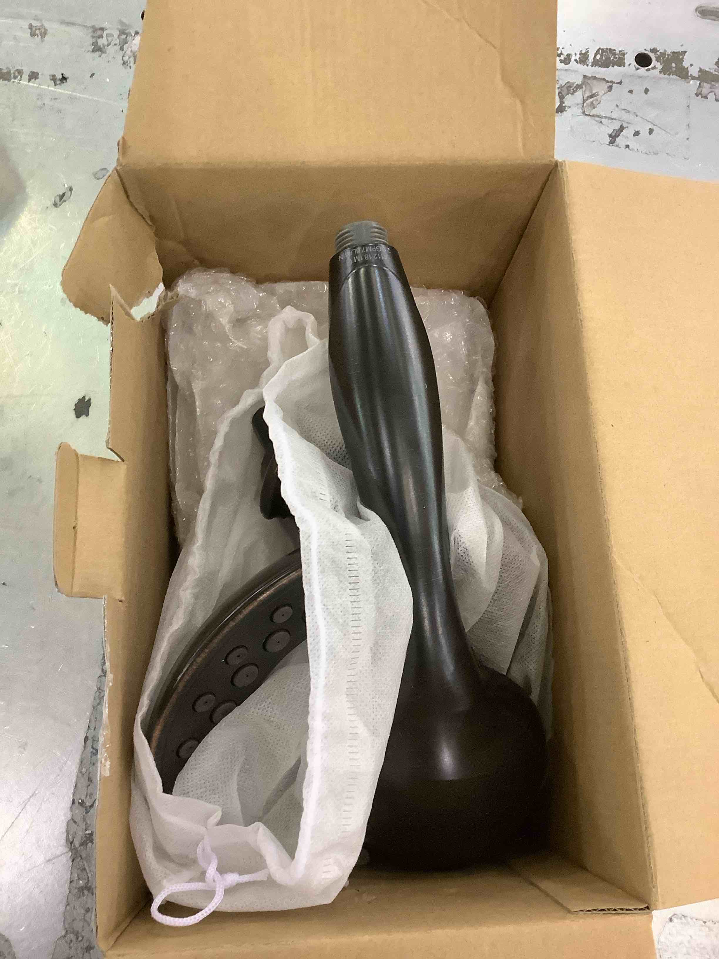 https://s3.amazonaws.com/lotting-images-prod/BargainHunt/EXS01225460_1711376668952.jpeg