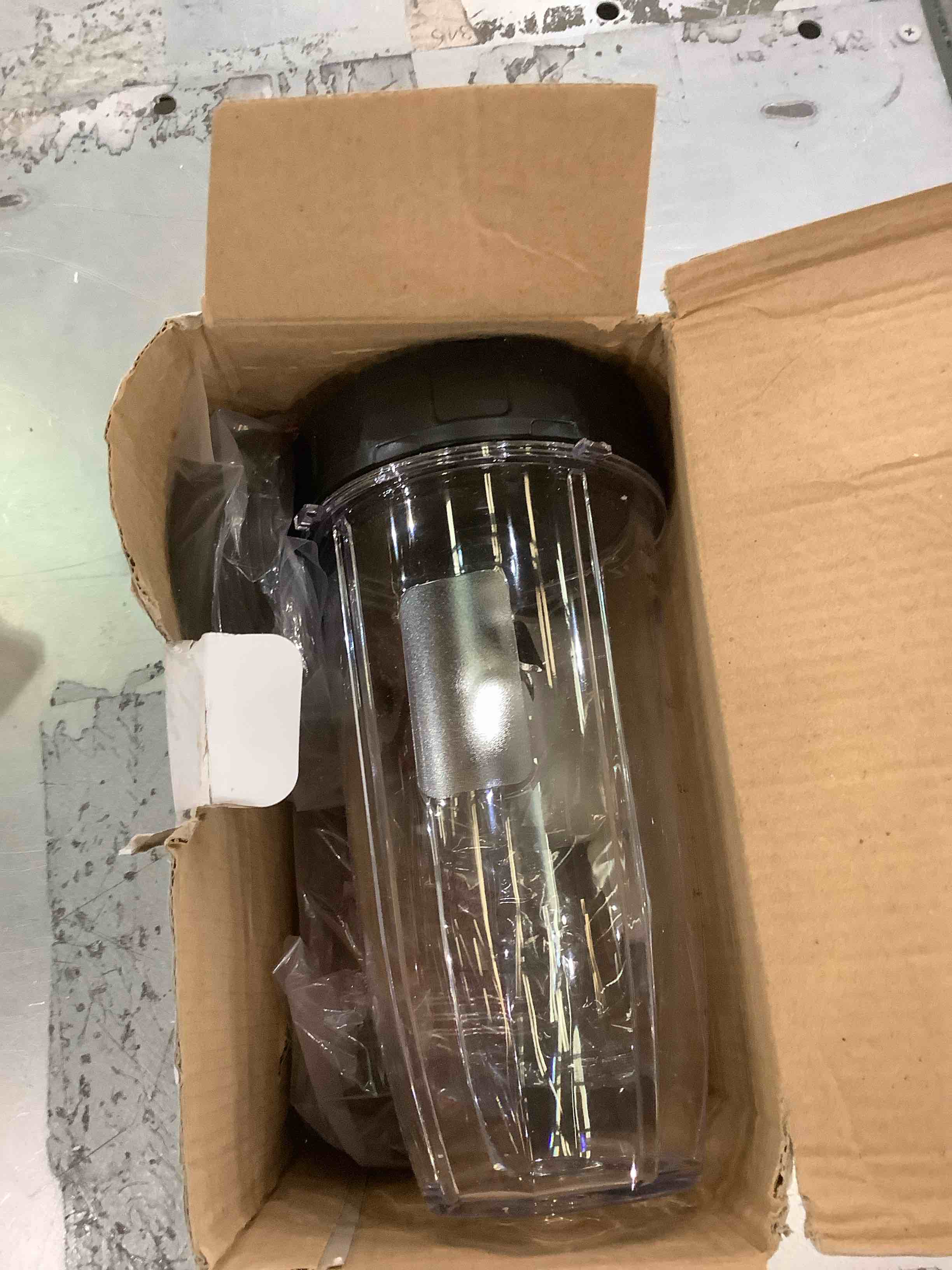 https://s3.amazonaws.com/lotting-images-prod/BargainHunt/EXS01225464_1711376922464.jpeg