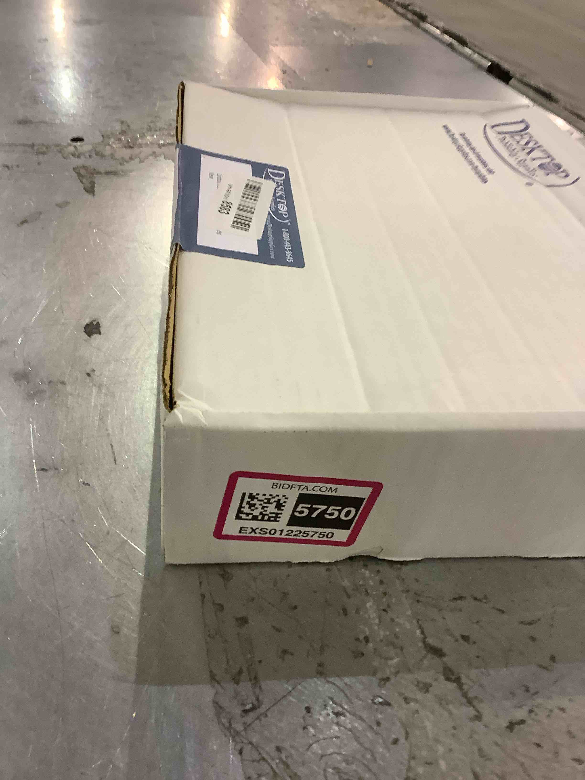 https://s3.amazonaws.com/lotting-images-prod/BargainHunt/EXS01225750_1710243595932.jpeg