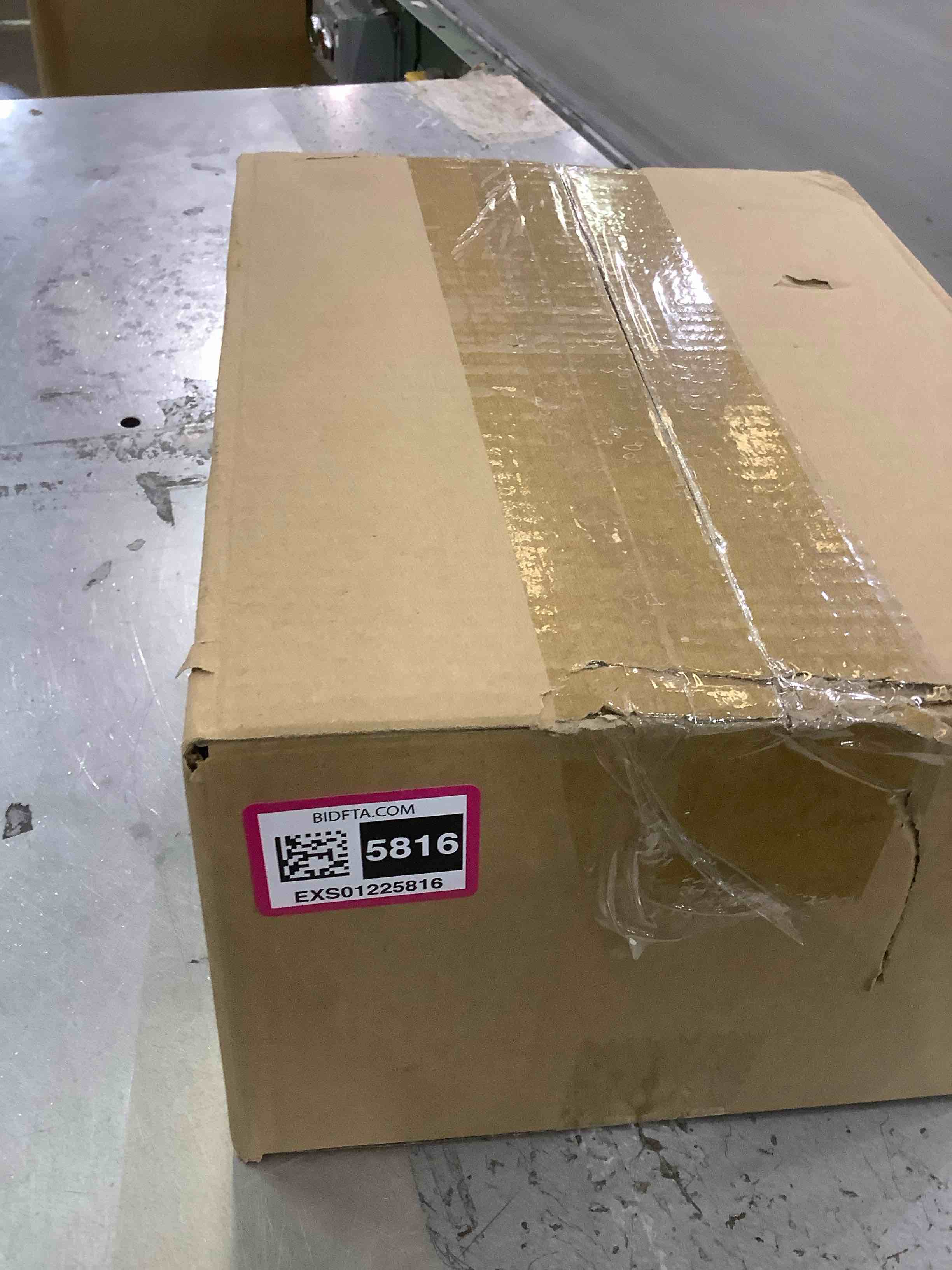 https://s3.amazonaws.com/lotting-images-prod/BargainHunt/EXS01225816_1710251772235.jpeg