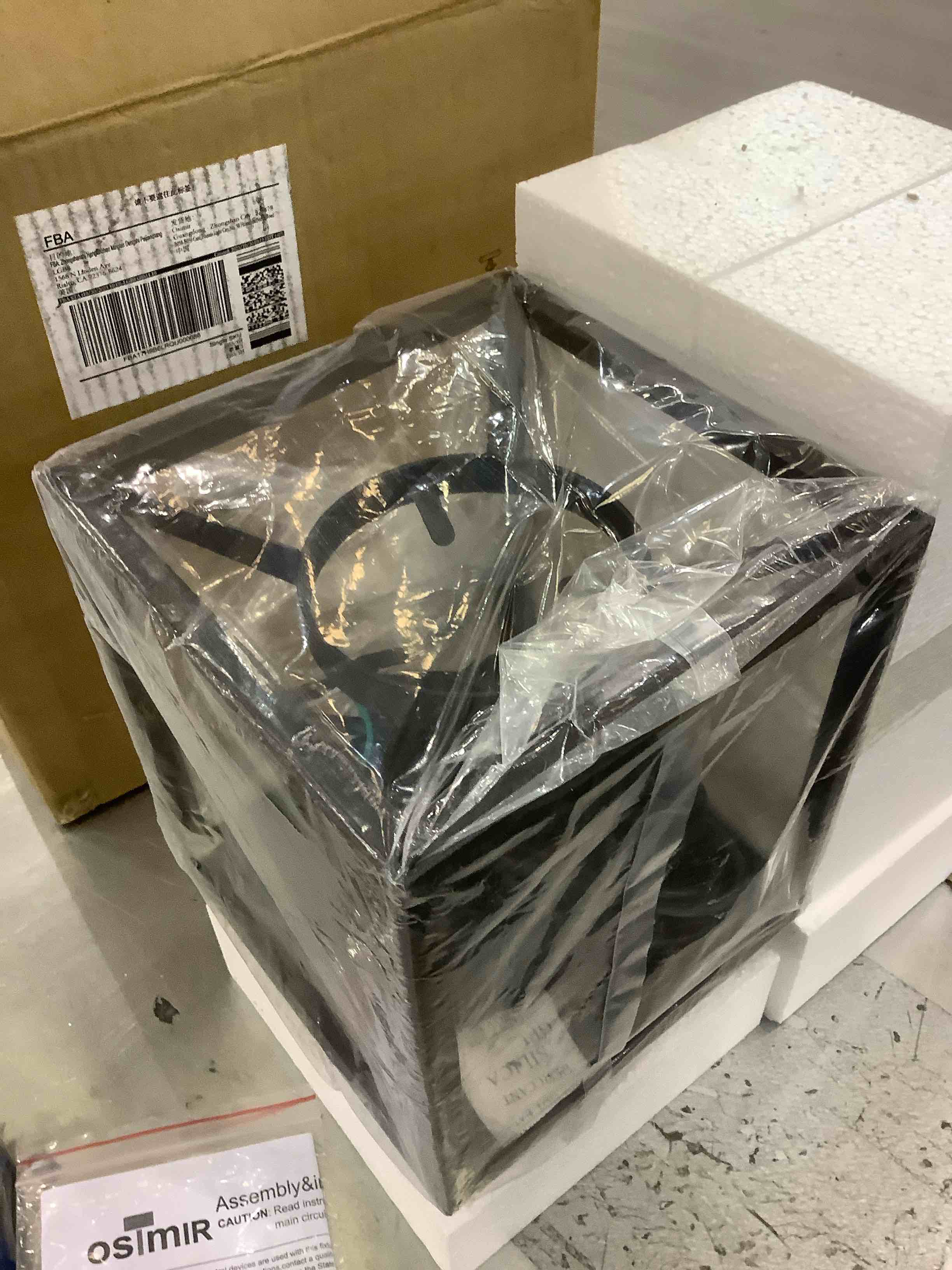 https://s3.amazonaws.com/lotting-images-prod/BargainHunt/EXS01225824_1710252475475.jpeg