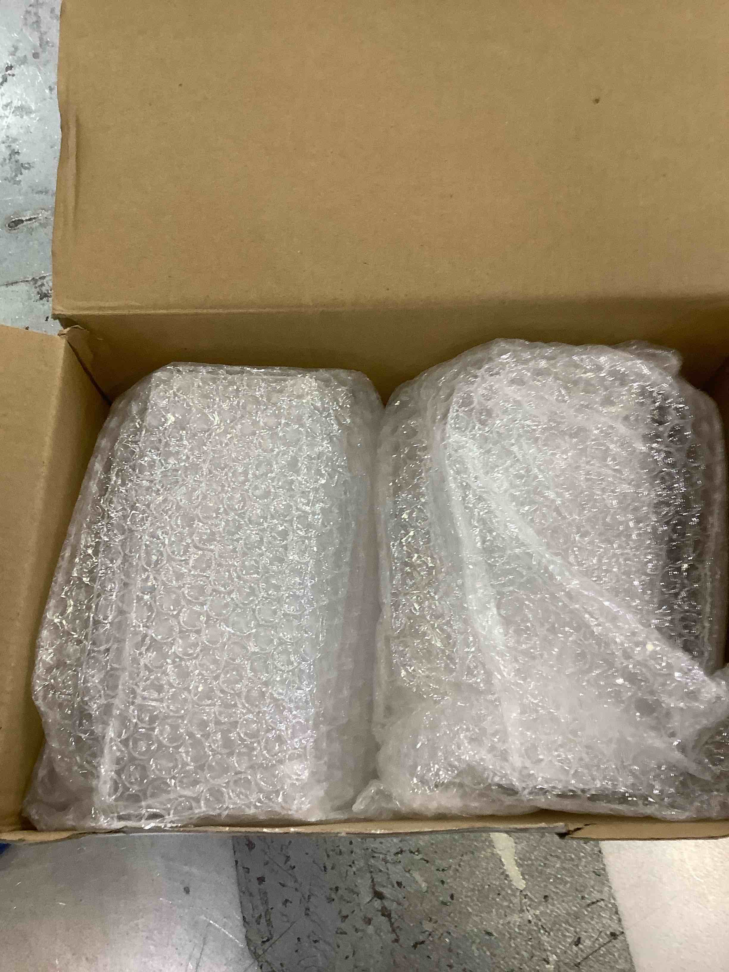 https://s3.amazonaws.com/lotting-images-prod/BargainHunt/EXS01225825_1710252559342.jpeg