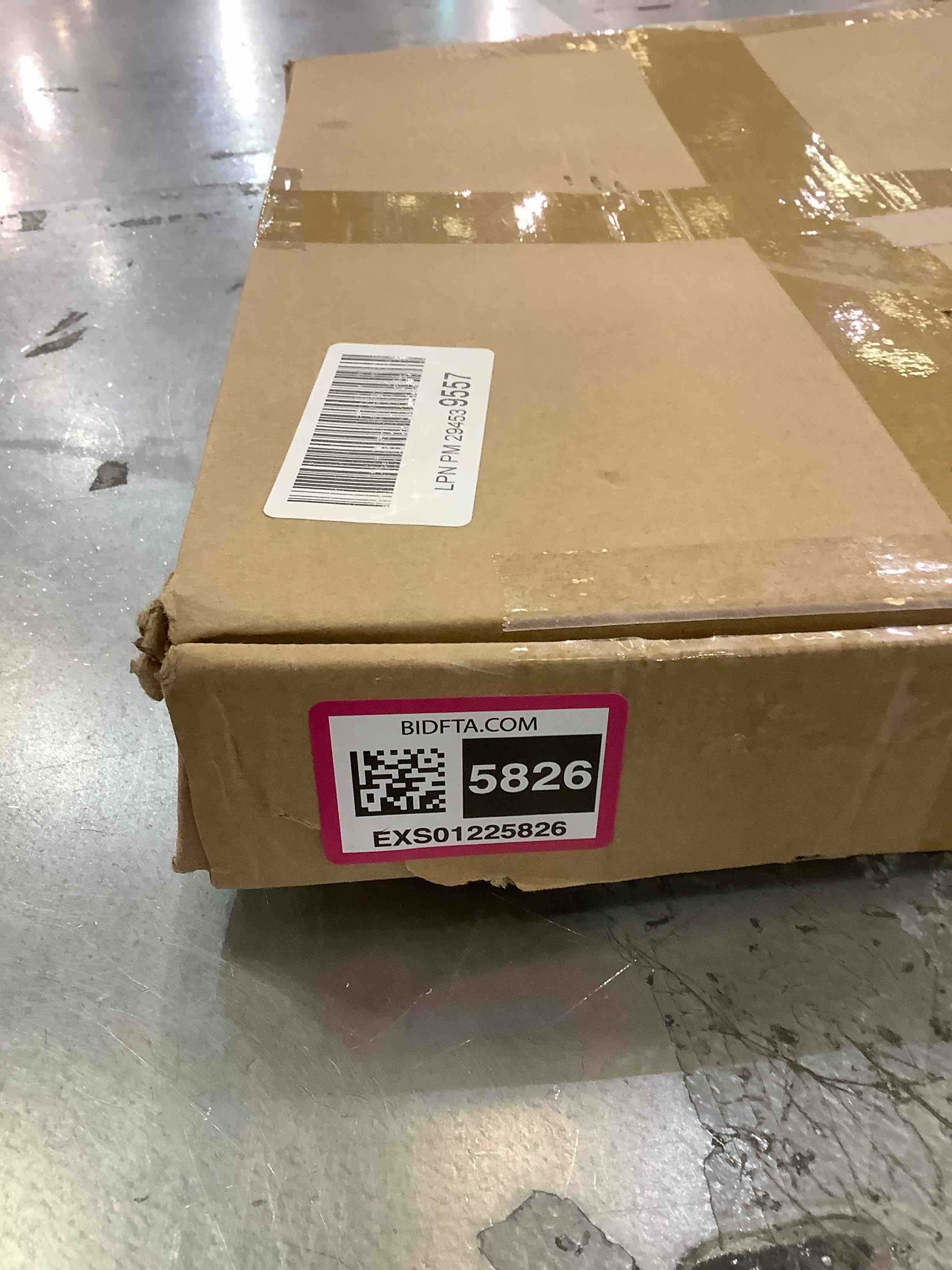 https://s3.amazonaws.com/lotting-images-prod/BargainHunt/EXS01225826_1710252633217.jpeg