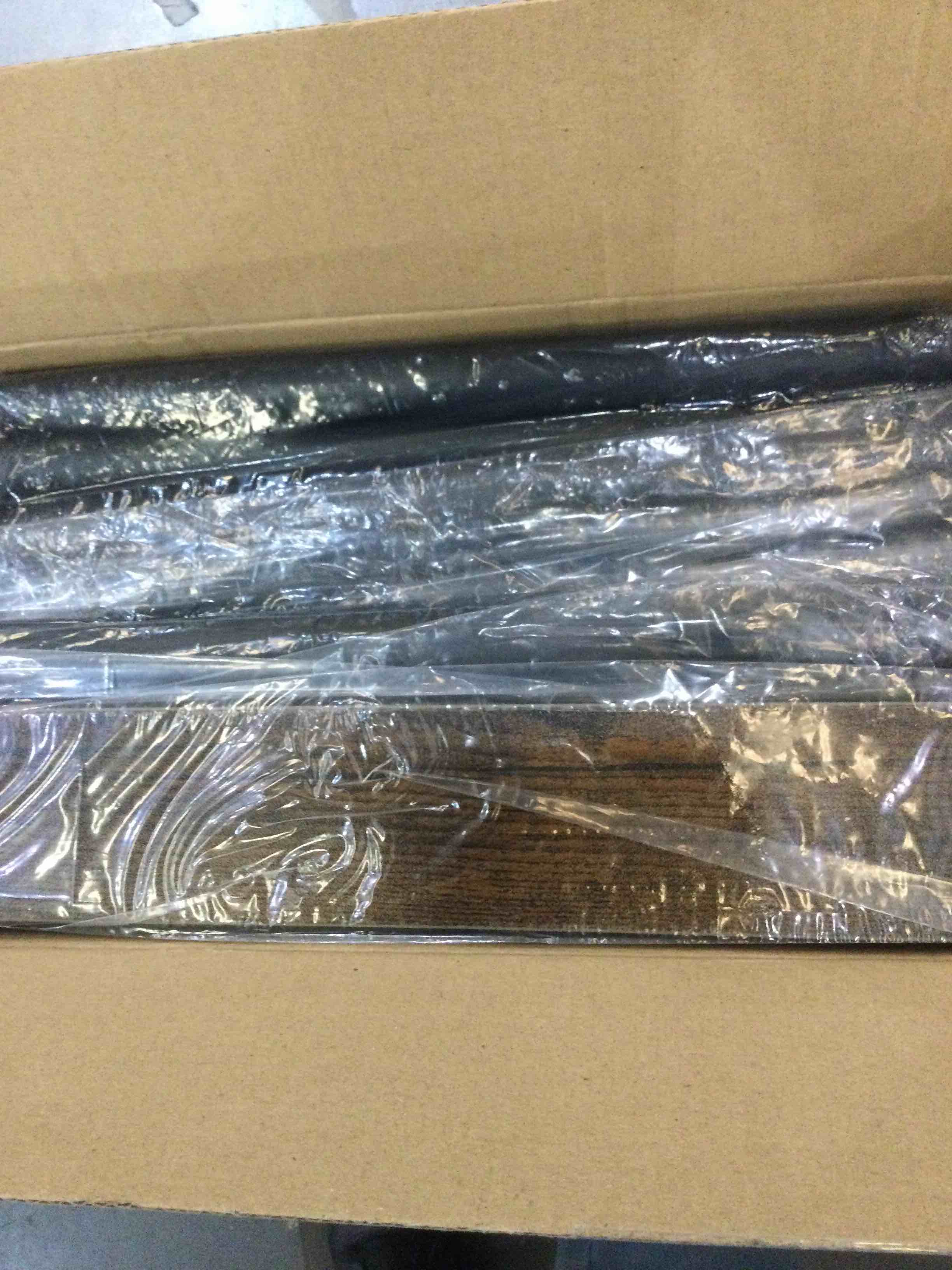 https://s3.amazonaws.com/lotting-images-prod/BargainHunt/EXS01226061_1710181394172.jpeg