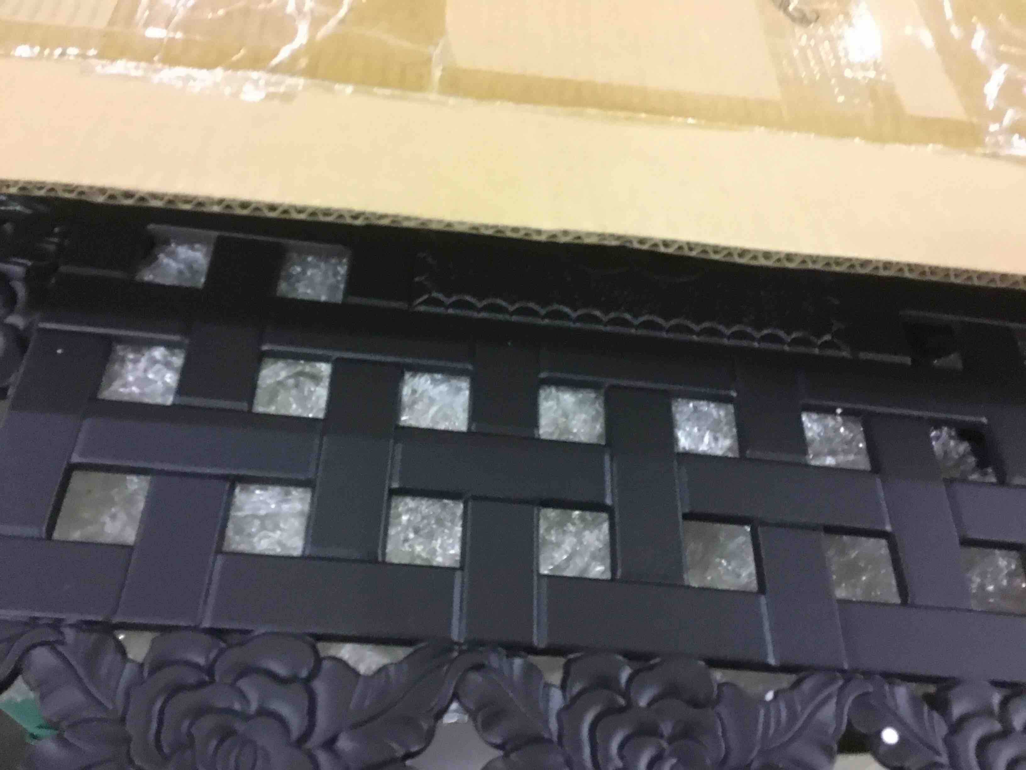 https://s3.amazonaws.com/lotting-images-prod/BargainHunt/EXS01226442_1710762665889.jpeg