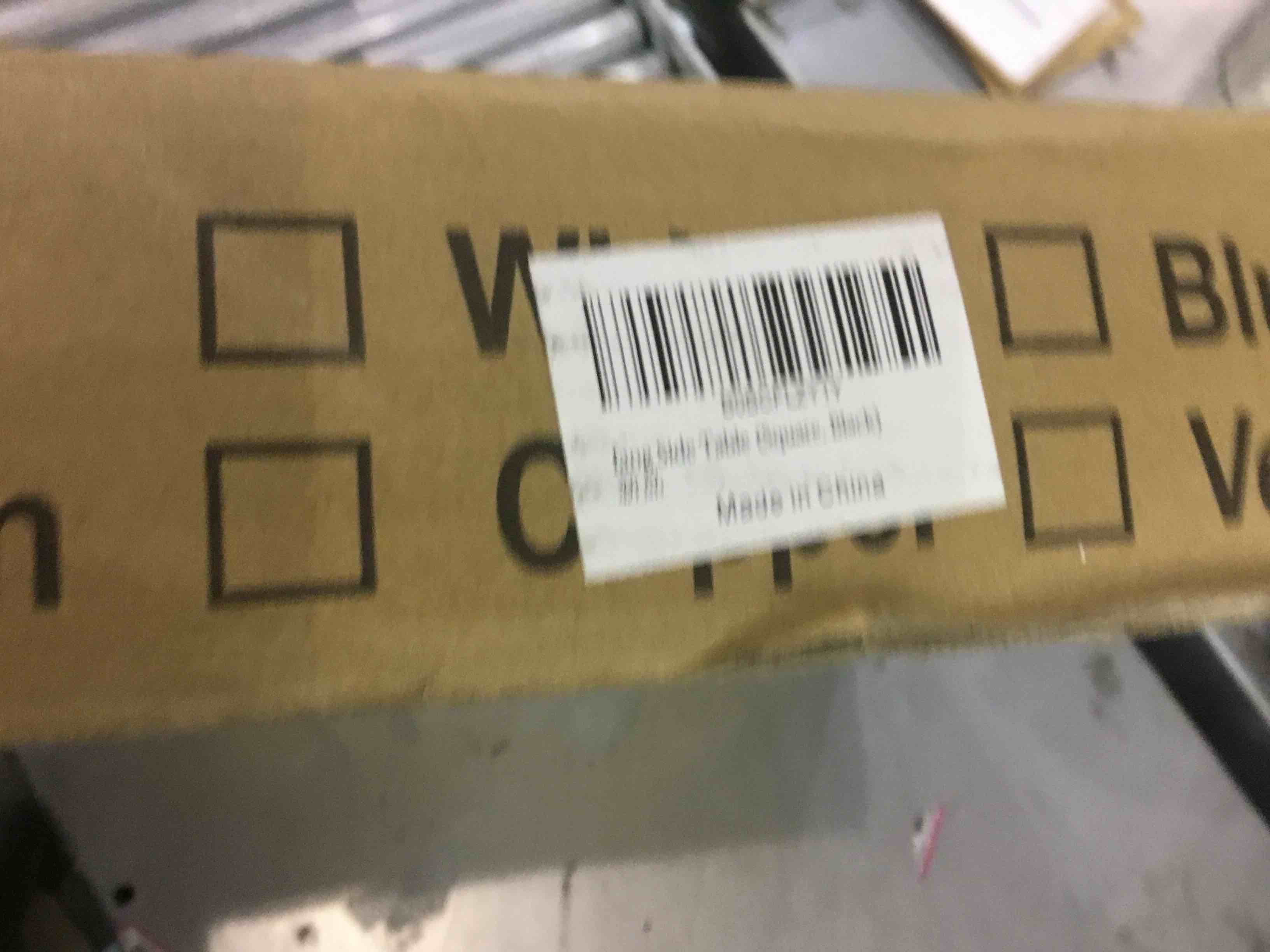 https://s3.amazonaws.com/lotting-images-prod/BargainHunt/EXS01226442_1710762799939.jpeg