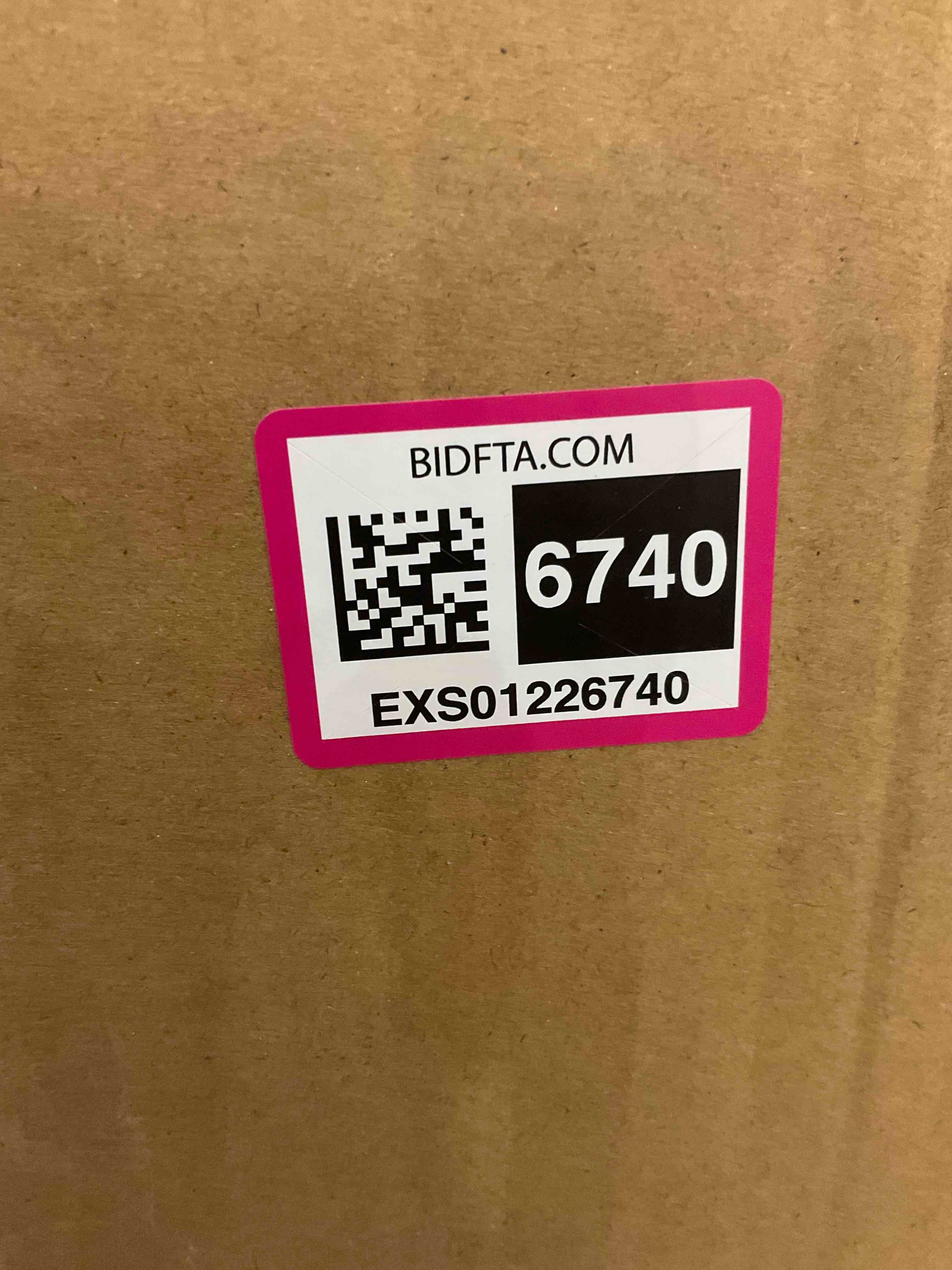 https://s3.amazonaws.com/lotting-images-prod/BargainHunt/EXS01226740_1710861278318.jpeg