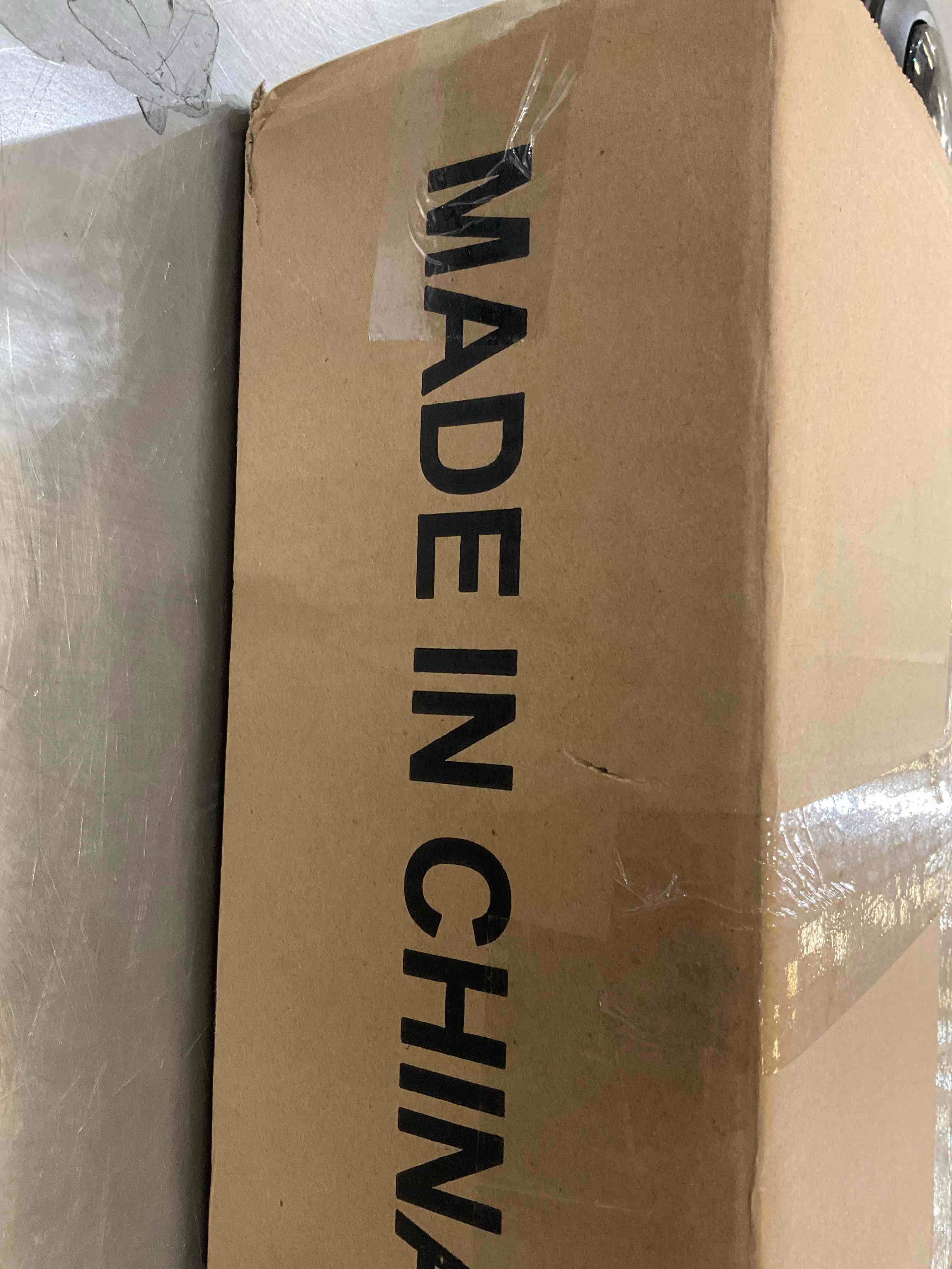 https://s3.amazonaws.com/lotting-images-prod/BargainHunt/EXS01226768_1710868795741.jpeg