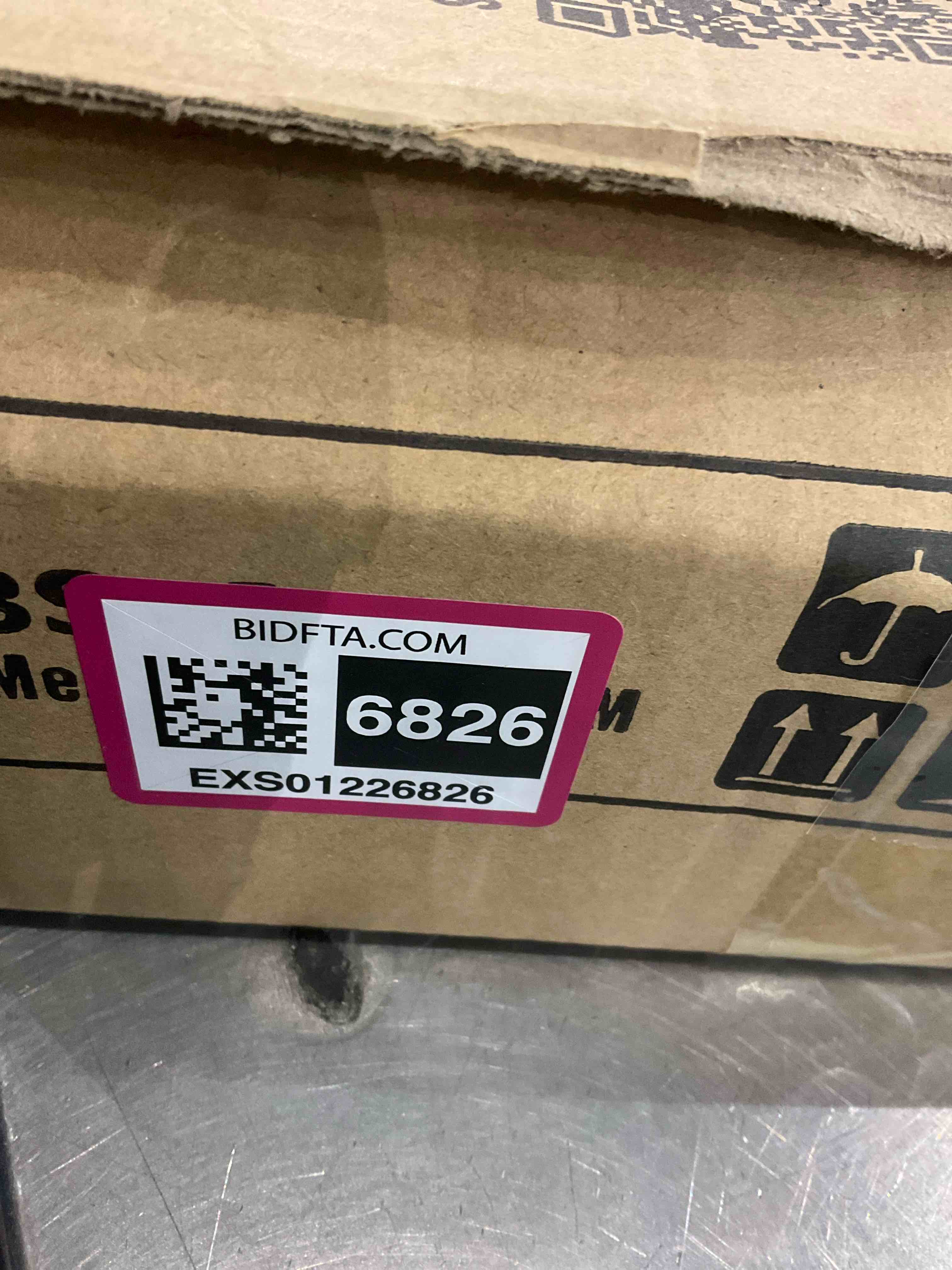 https://s3.amazonaws.com/lotting-images-prod/BargainHunt/EXS01226826_1710936726910.jpeg