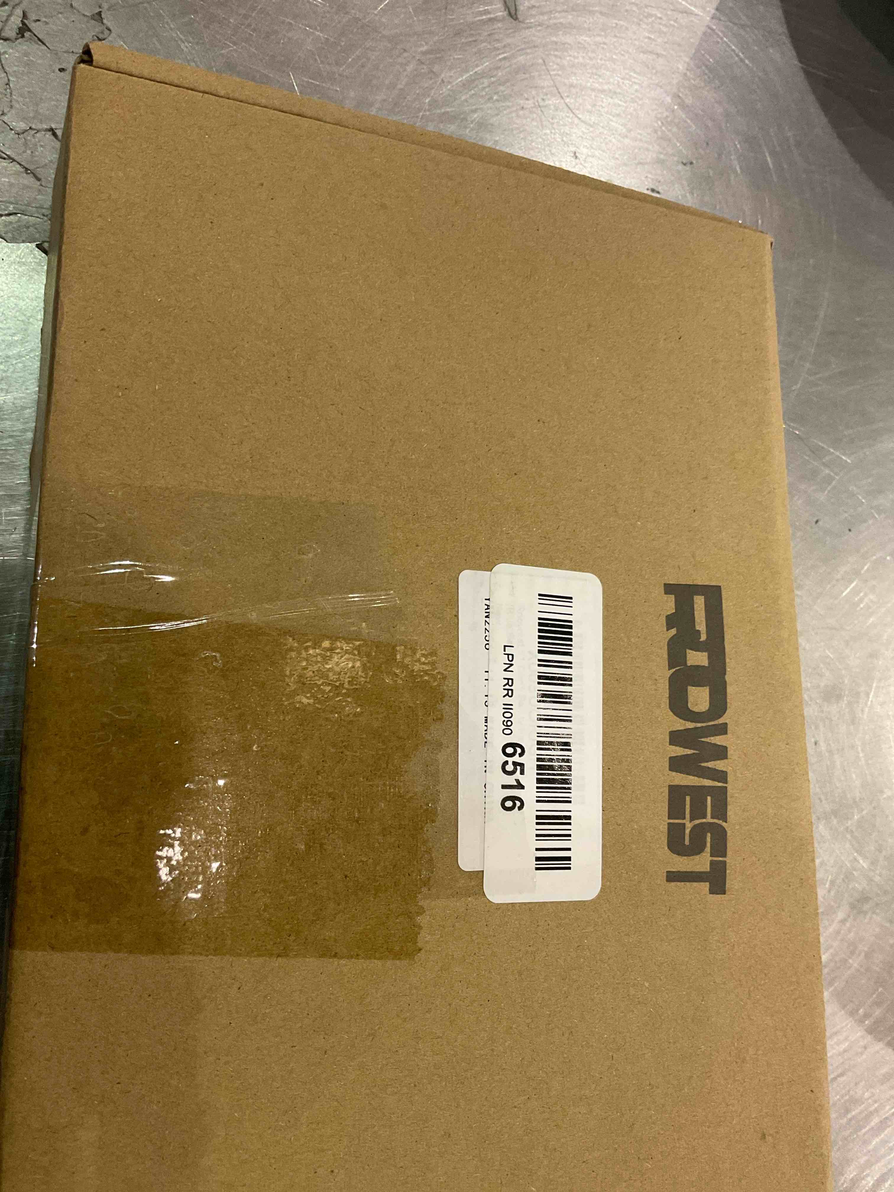 https://s3.amazonaws.com/lotting-images-prod/BargainHunt/EXS01226841_1710938788242.jpeg