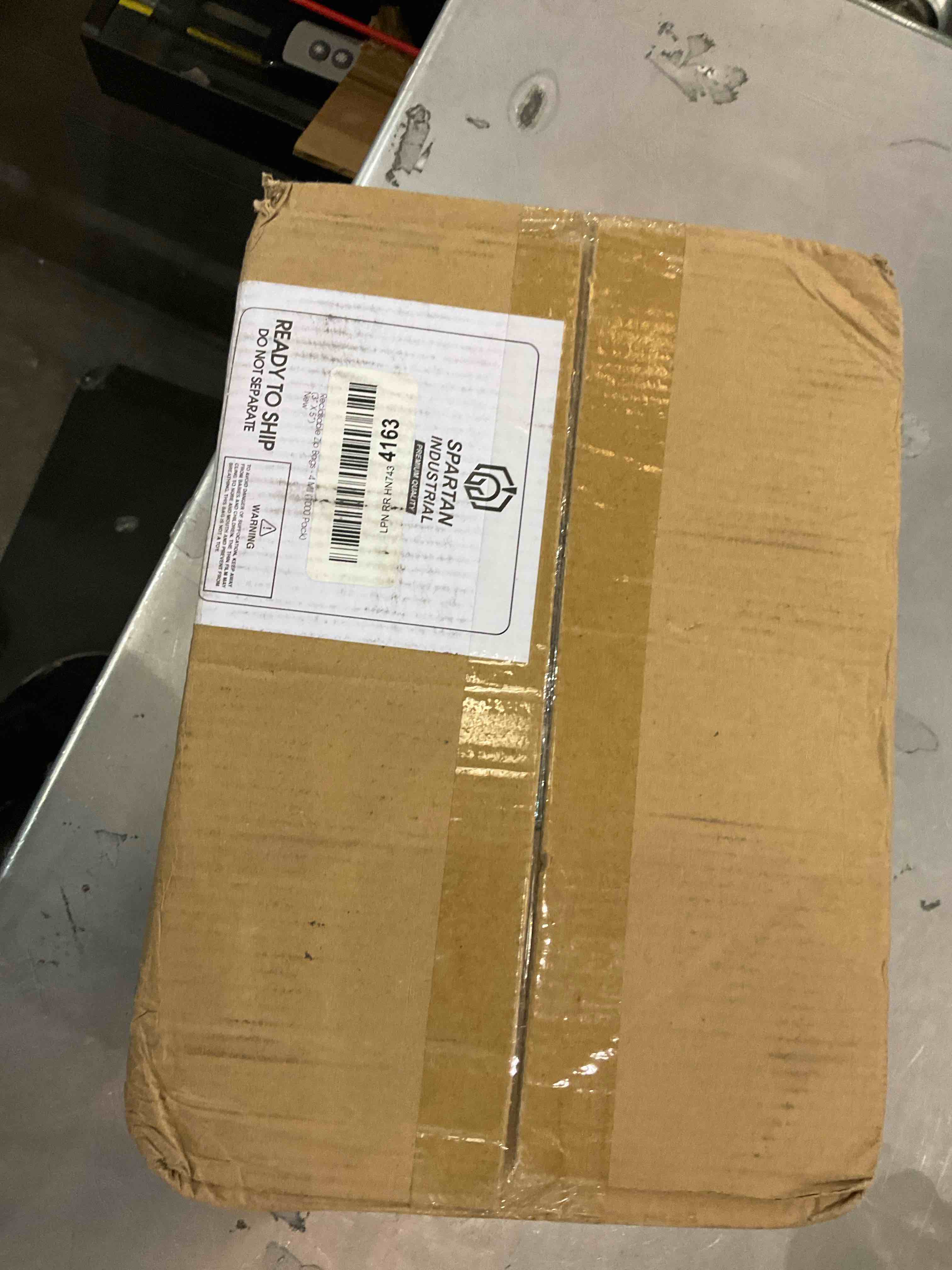 https://s3.amazonaws.com/lotting-images-prod/BargainHunt/EXS01227159_1710769990940.jpeg