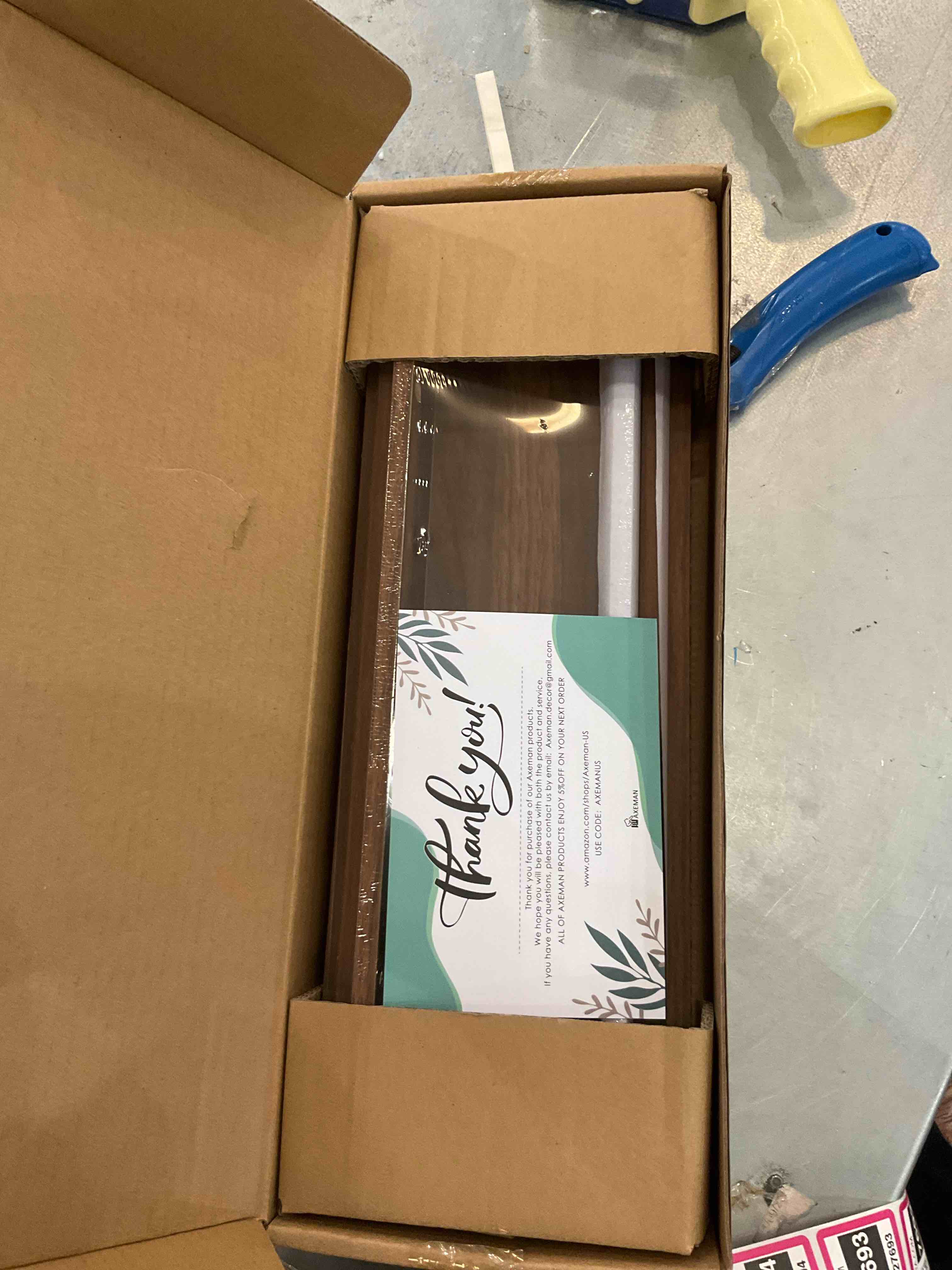 https://s3.amazonaws.com/lotting-images-prod/BargainHunt/EXS01227692_1710183204784.jpeg