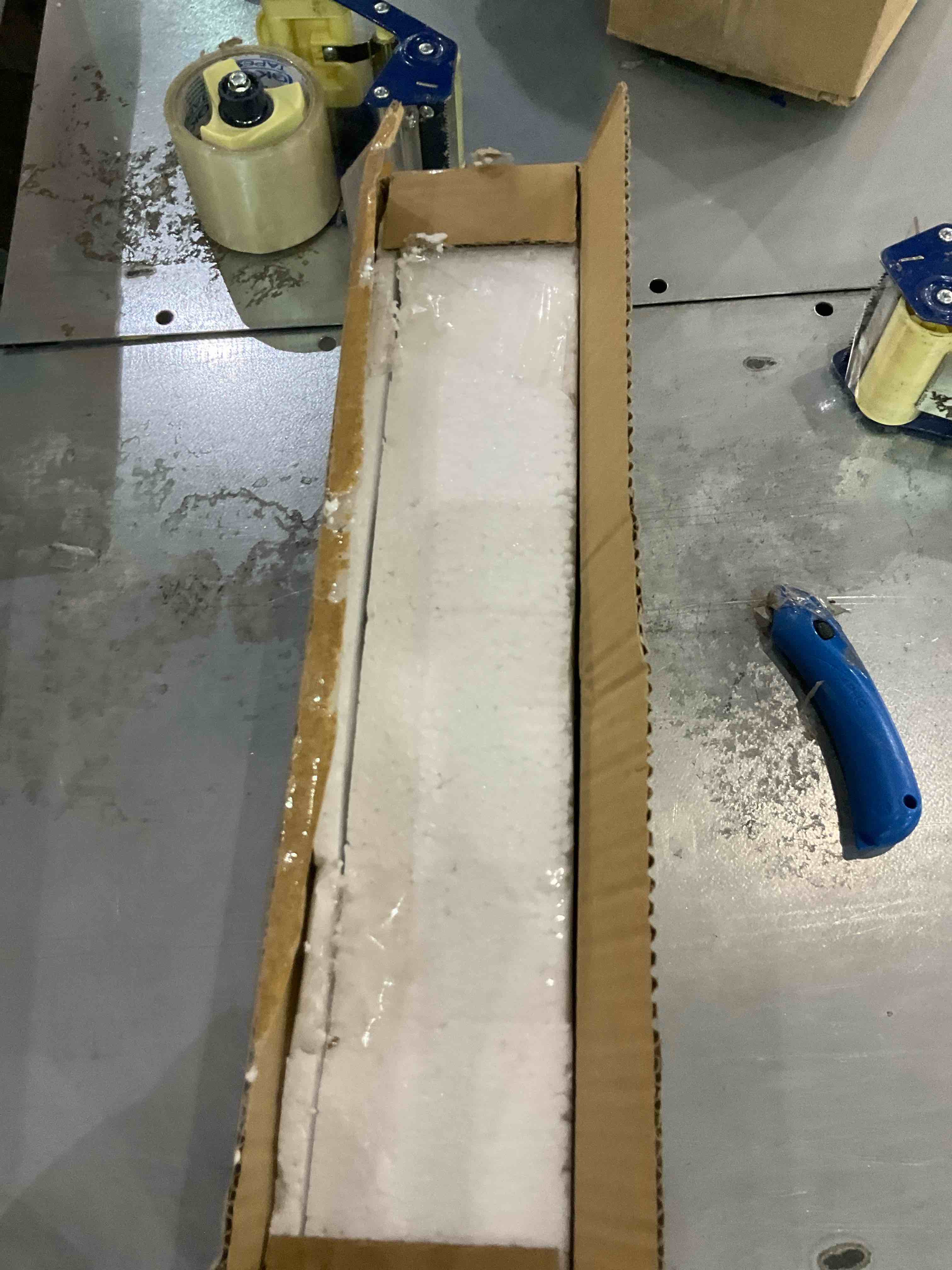 https://s3.amazonaws.com/lotting-images-prod/BargainHunt/EXS01227994_1710415771735.jpeg