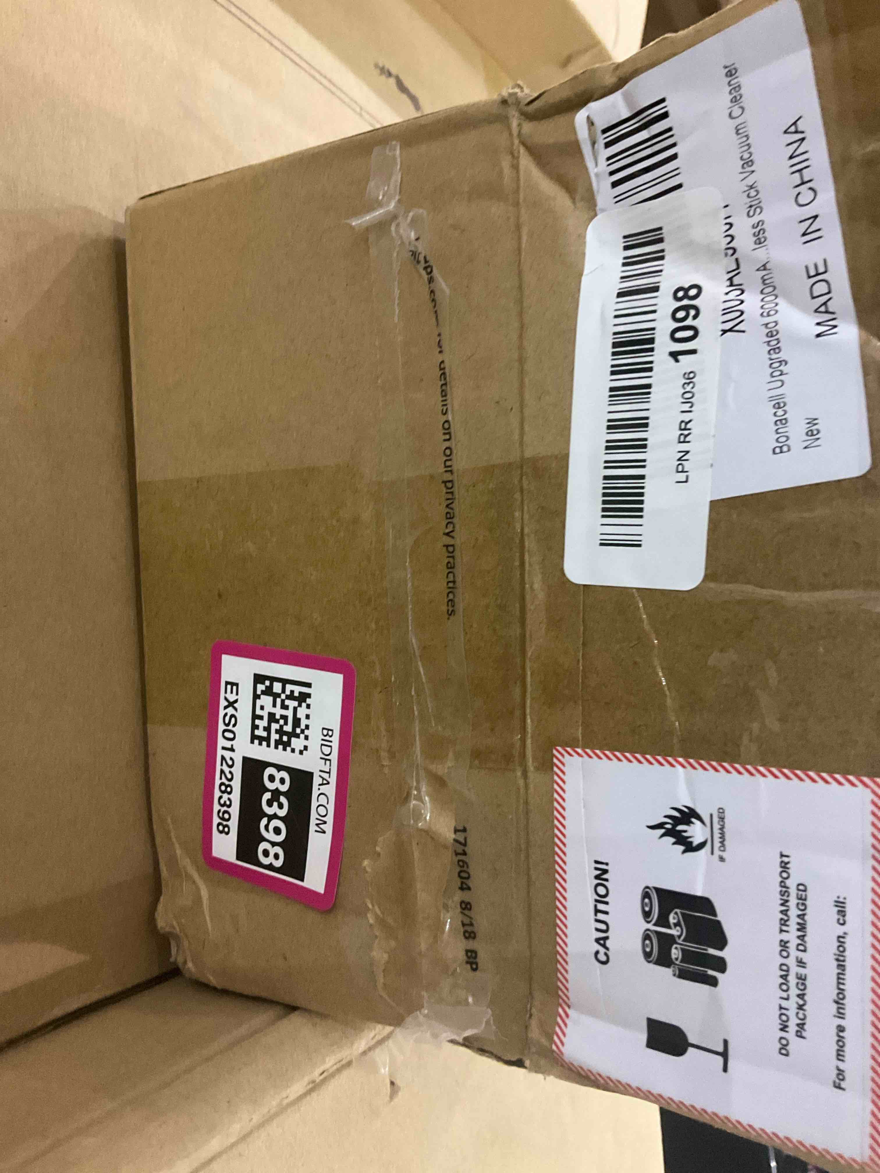 https://s3.amazonaws.com/lotting-images-prod/BargainHunt/EXS01228398_1710514540495.jpeg