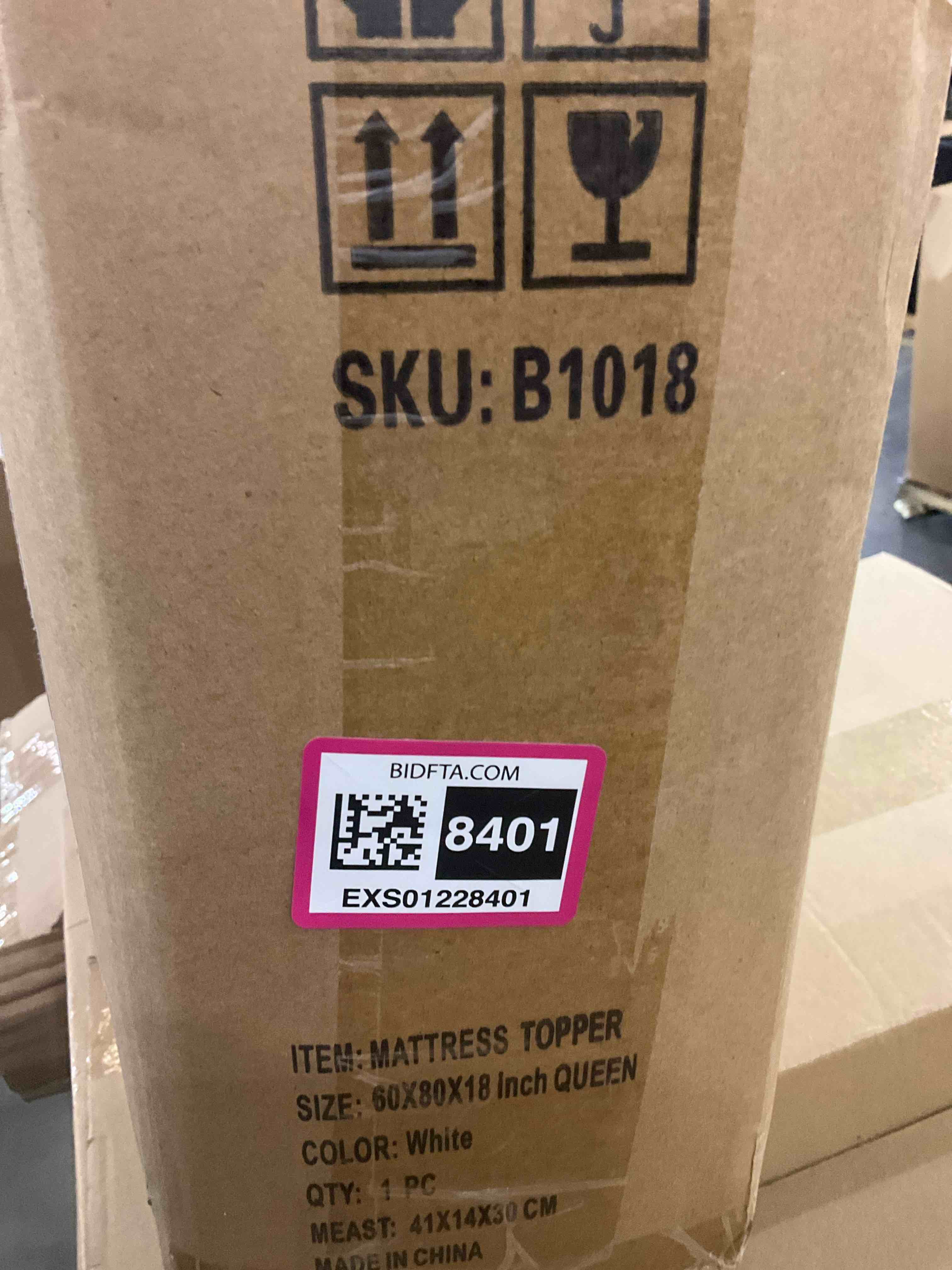 https://s3.amazonaws.com/lotting-images-prod/BargainHunt/EXS01228401_1710514755625.jpeg