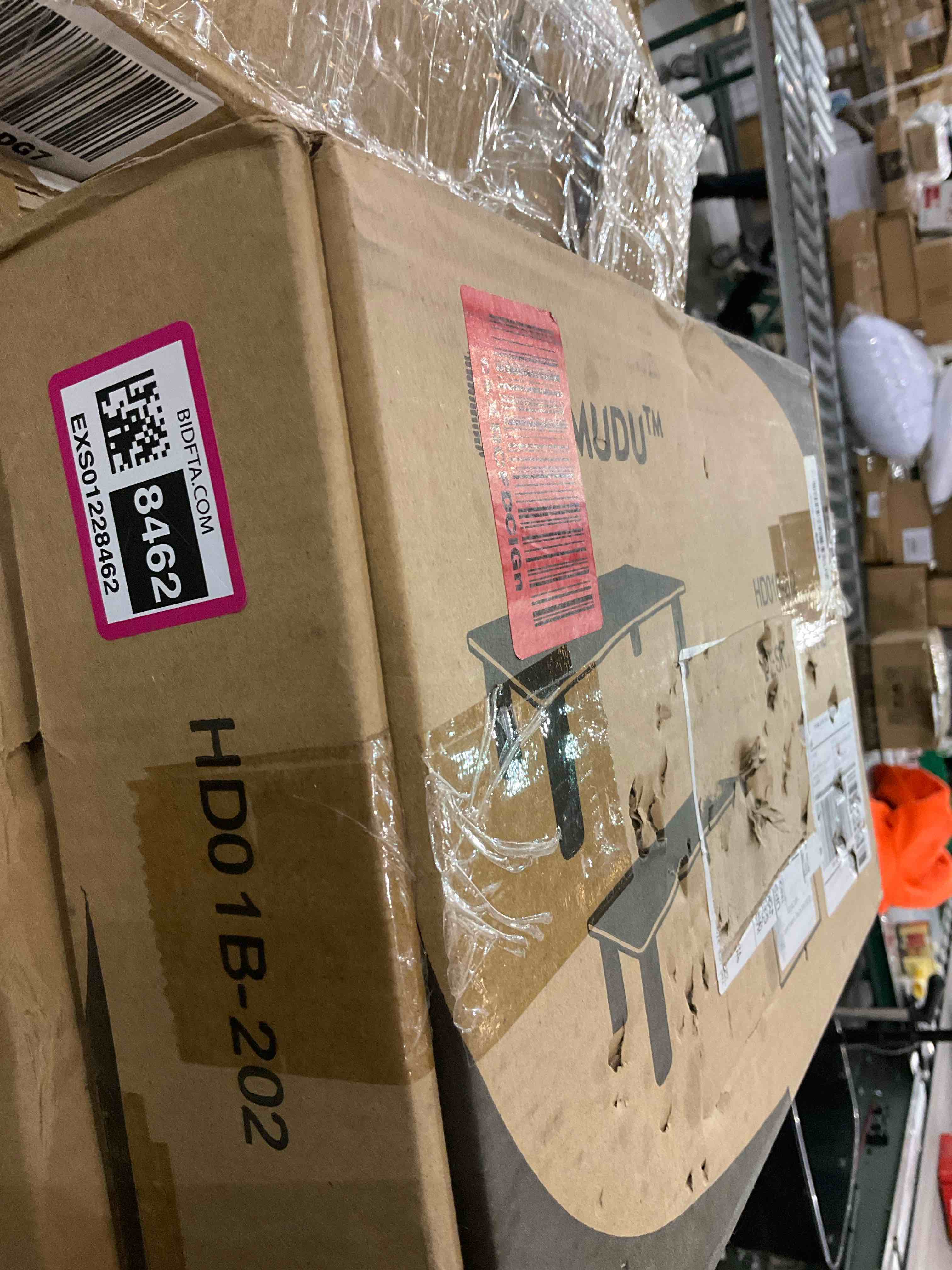 https://s3.amazonaws.com/lotting-images-prod/BargainHunt/EXS01228462_1710771799843.jpeg