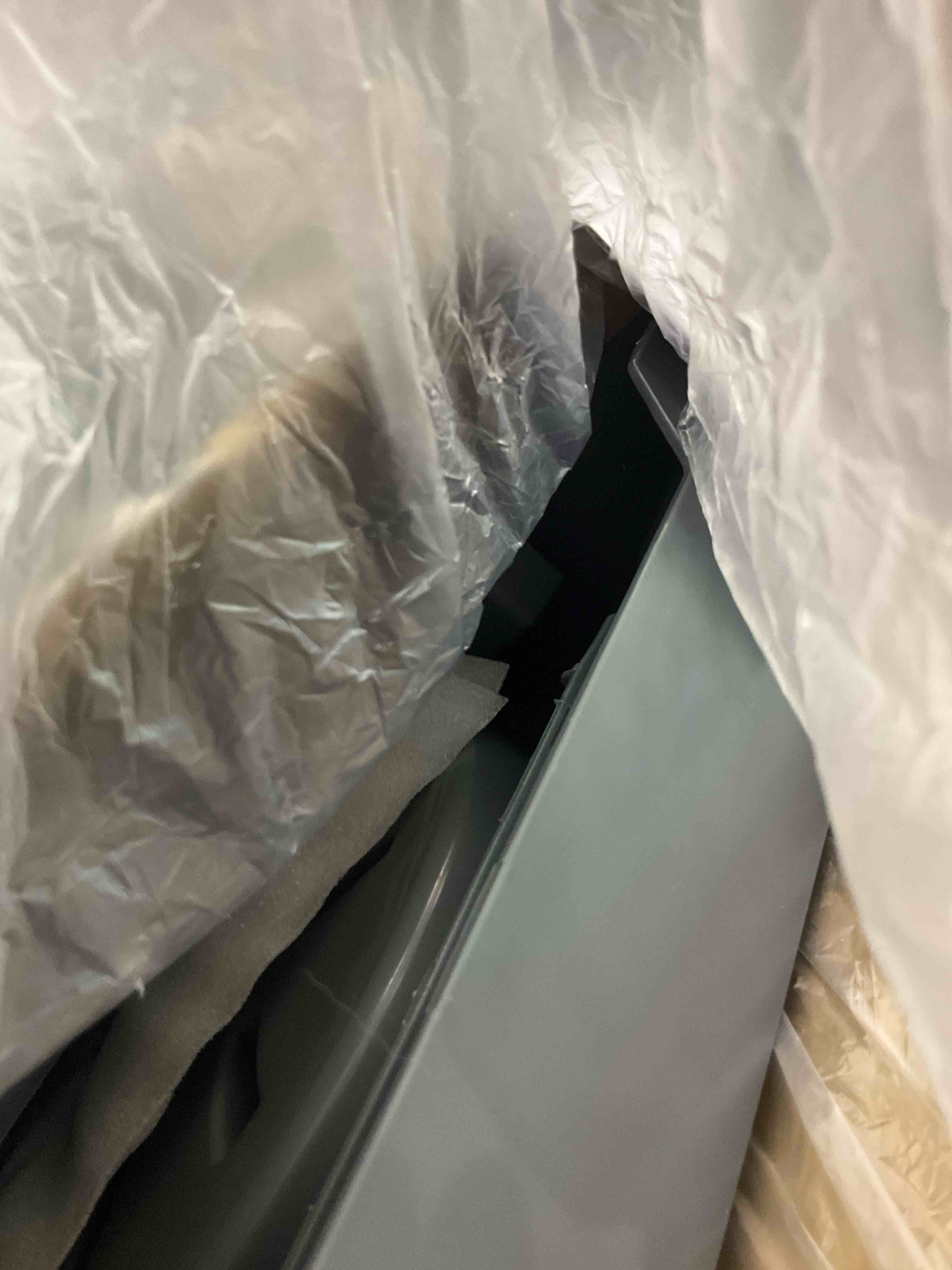 https://s3.amazonaws.com/lotting-images-prod/BargainHunt/EXS01228566_1710764790287.jpeg
