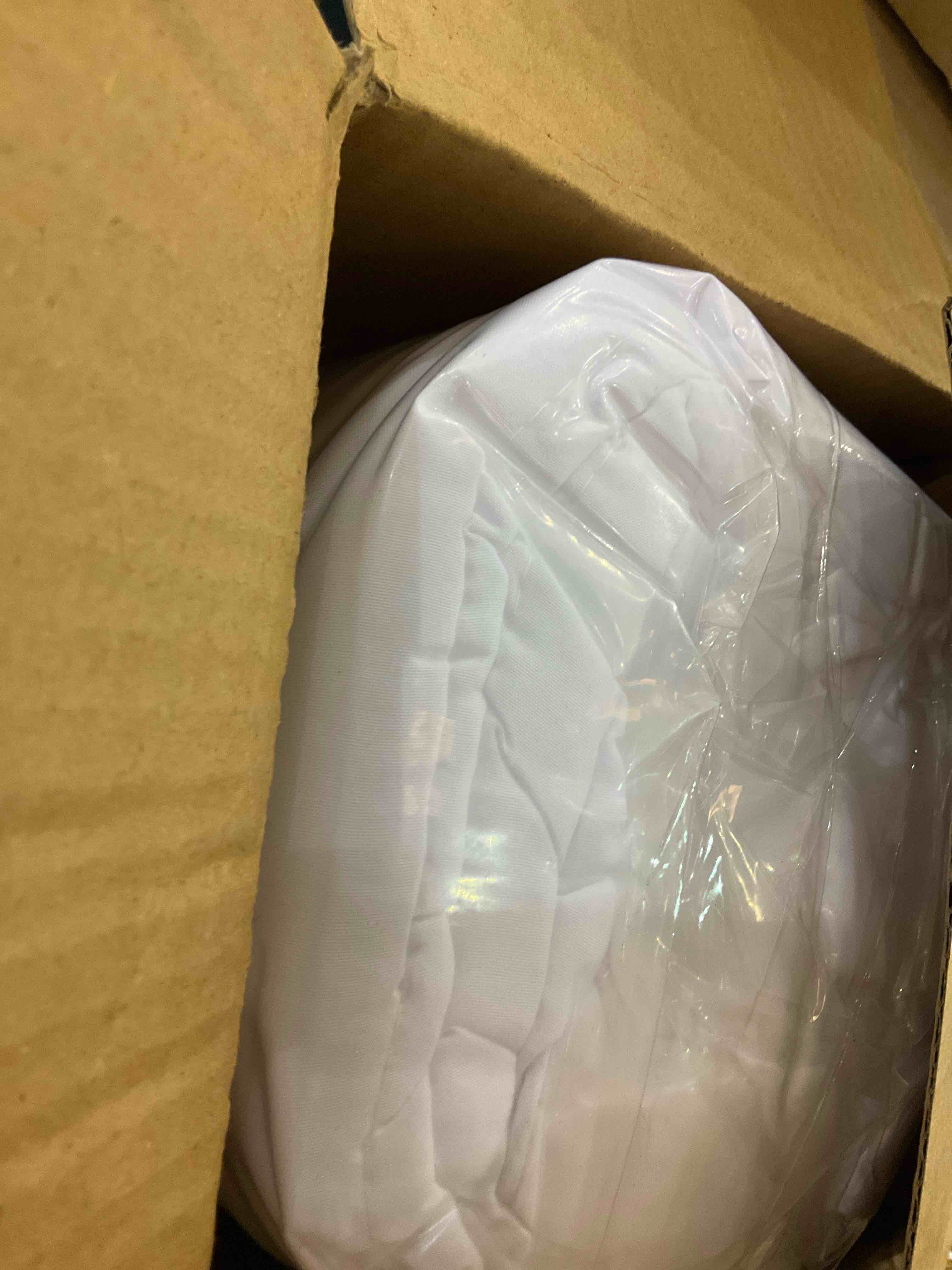 https://s3.amazonaws.com/lotting-images-prod/BargainHunt/EXS01228593_1710770201353.jpeg
