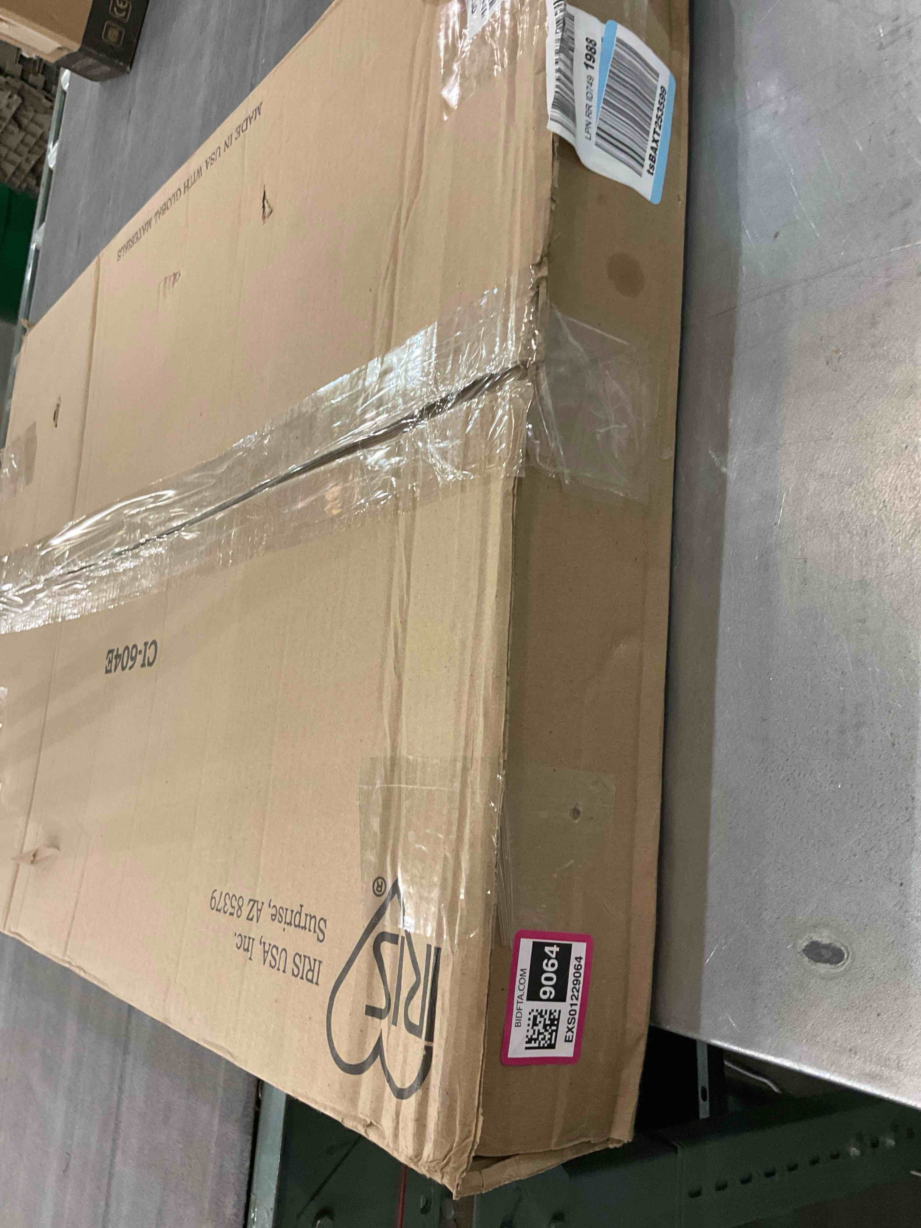 https://s3.amazonaws.com/lotting-images-prod/BargainHunt/EXS01229064_1710769276796.jpeg