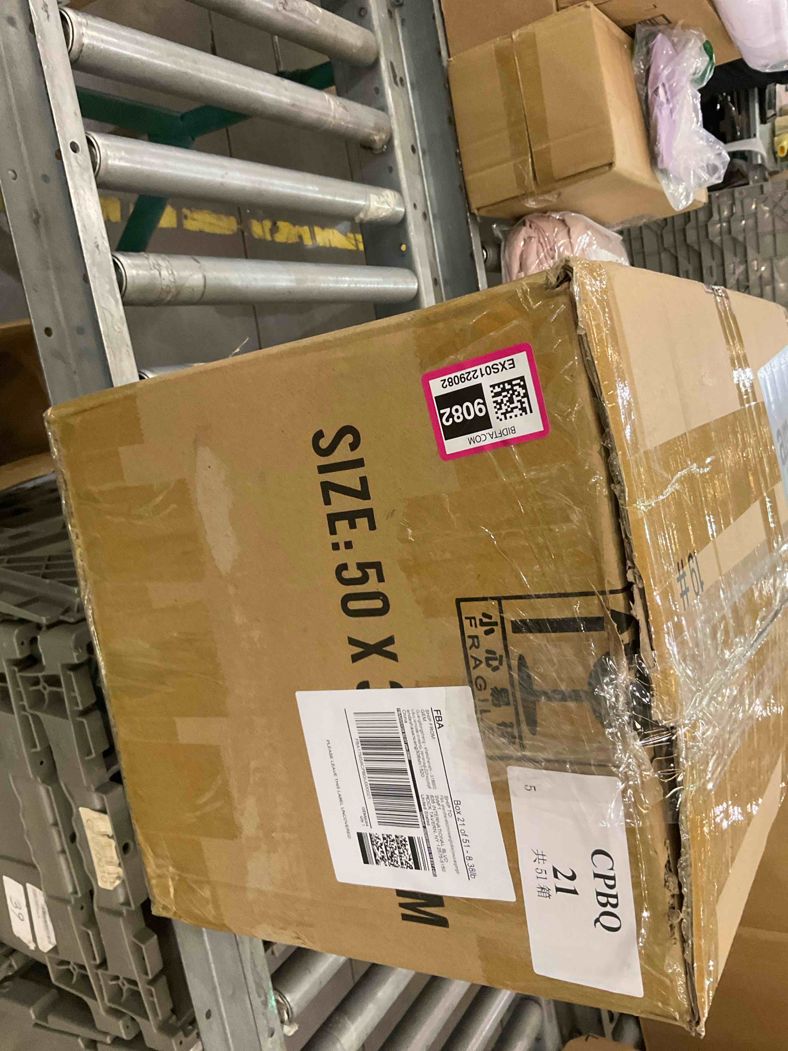 https://s3.amazonaws.com/lotting-images-prod/BargainHunt/EXS01229082_1710772241411.jpeg