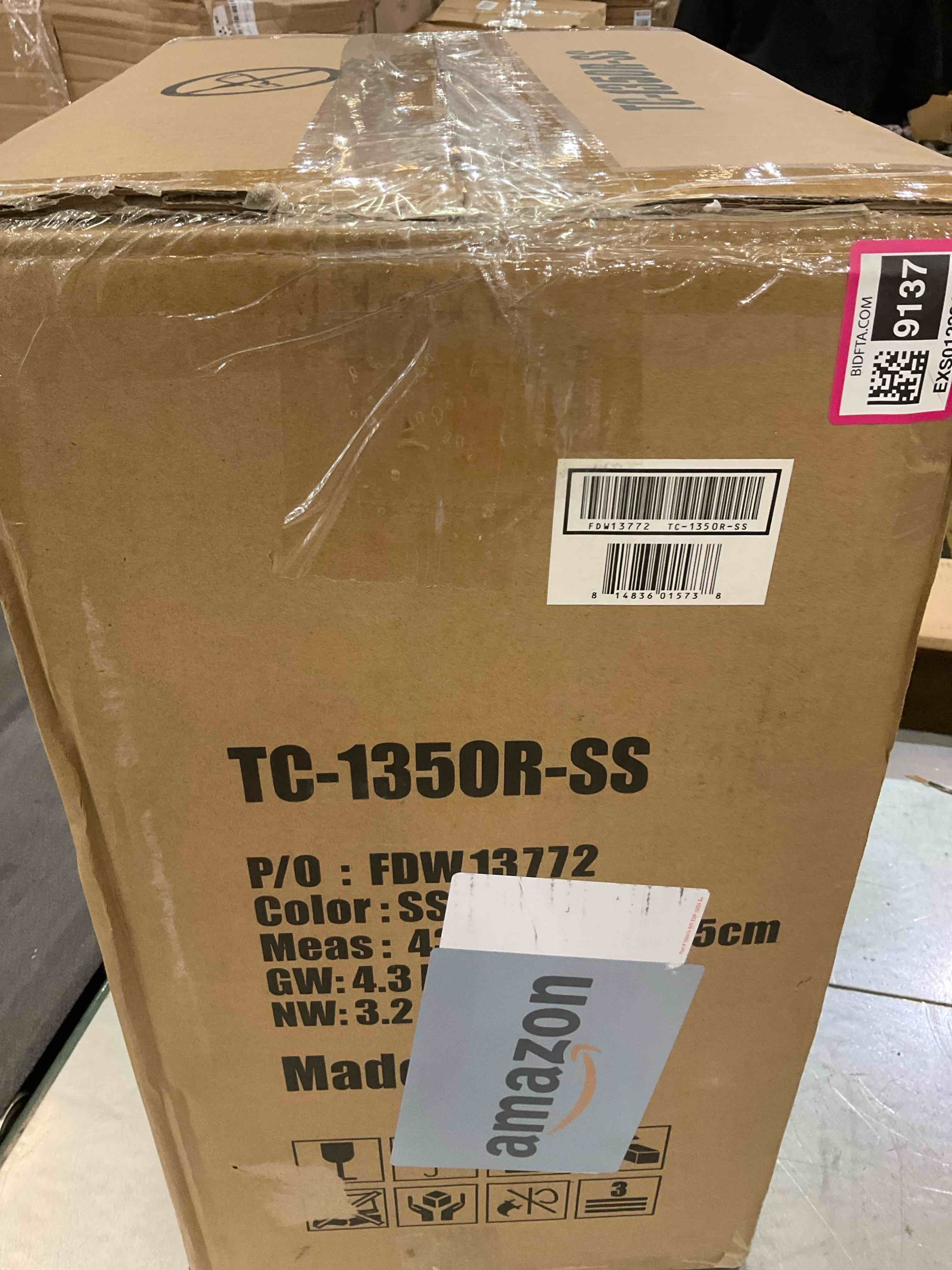 https://s3.amazonaws.com/lotting-images-prod/BargainHunt/EXS01229137_1710781628358.jpeg