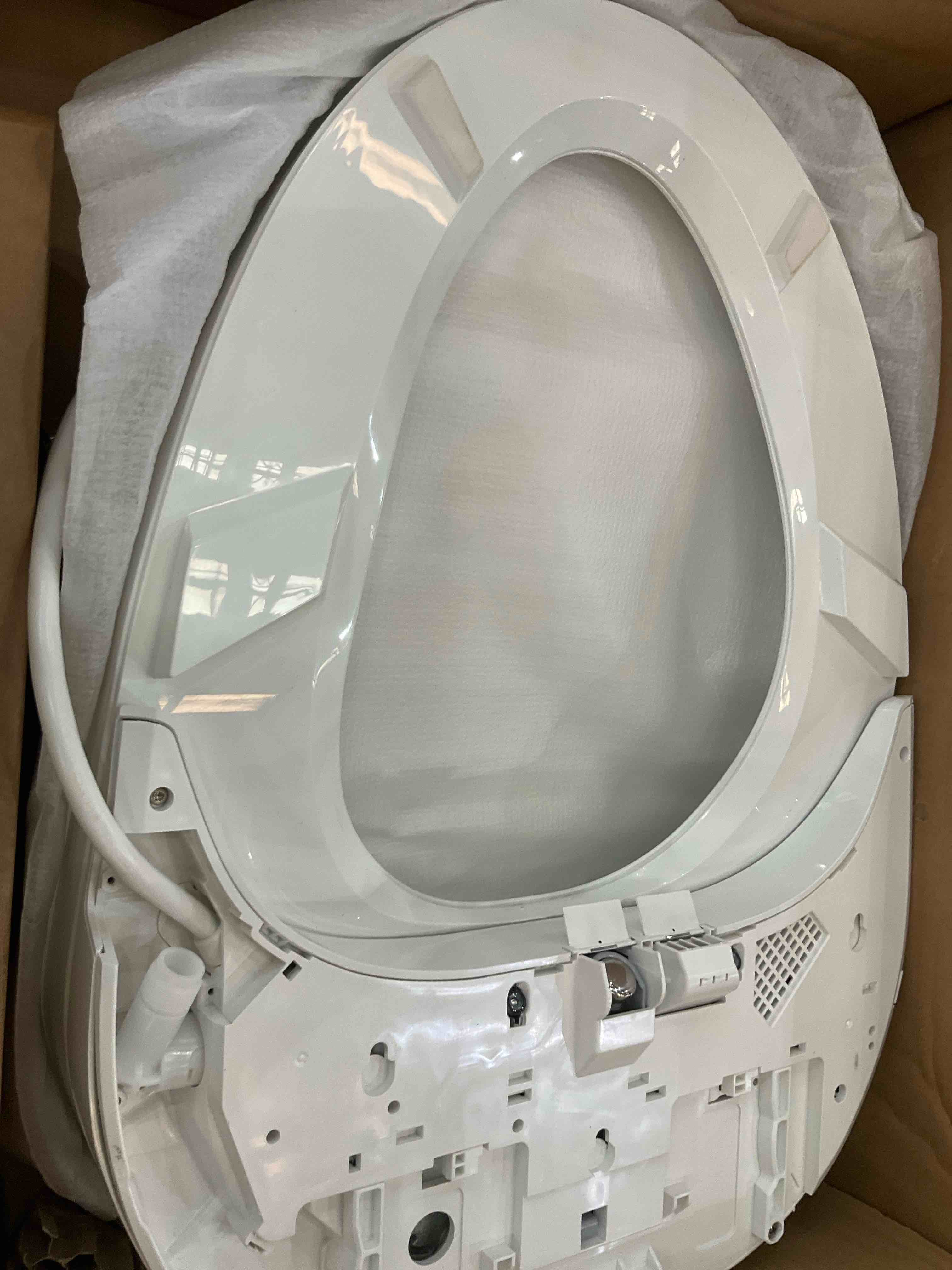 https://s3.amazonaws.com/lotting-images-prod/BargainHunt/EXS01229145_1710782469423.jpeg