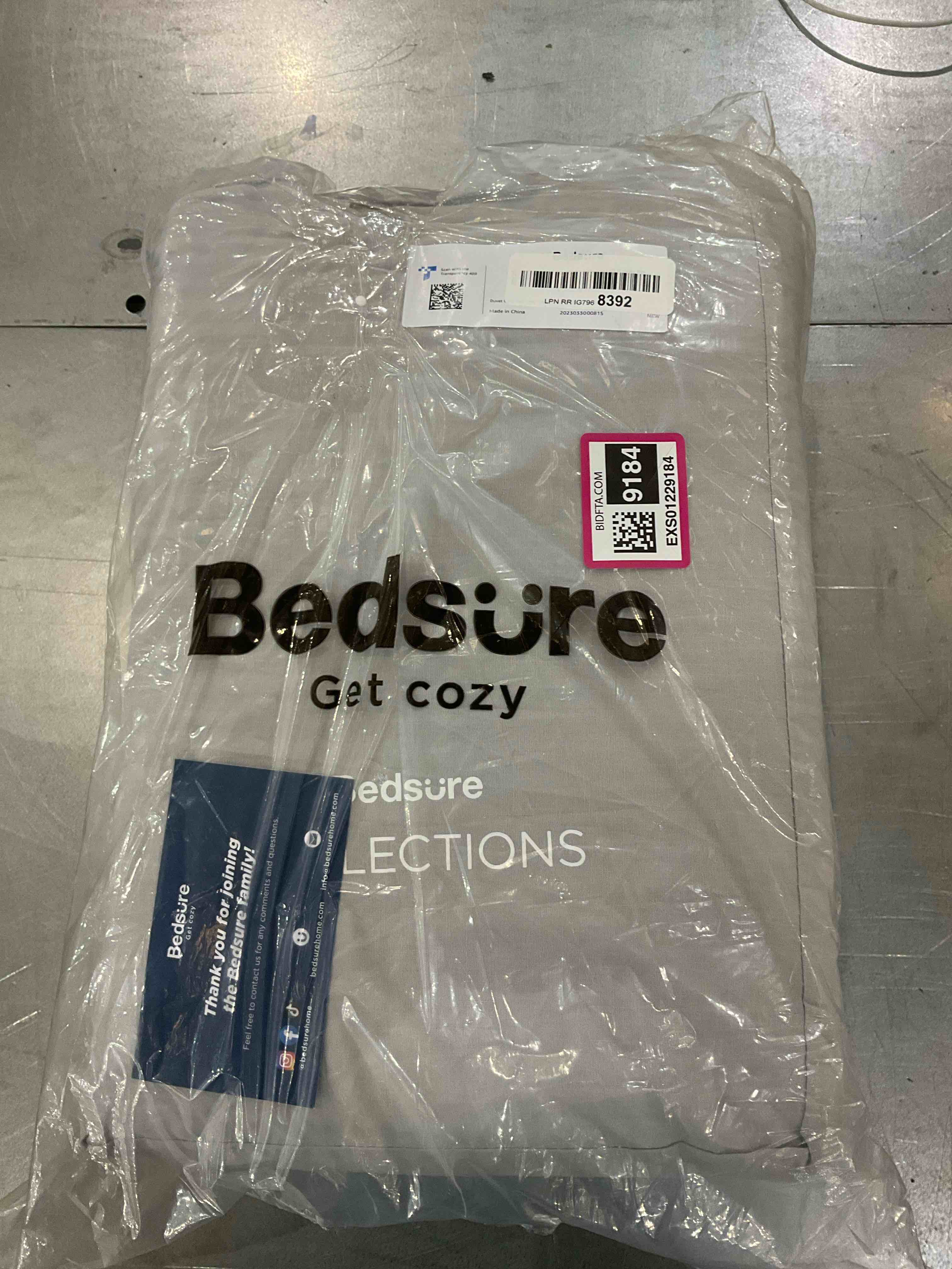 https://s3.amazonaws.com/lotting-images-prod/BargainHunt/EXS01229184_1710854571781.jpeg
