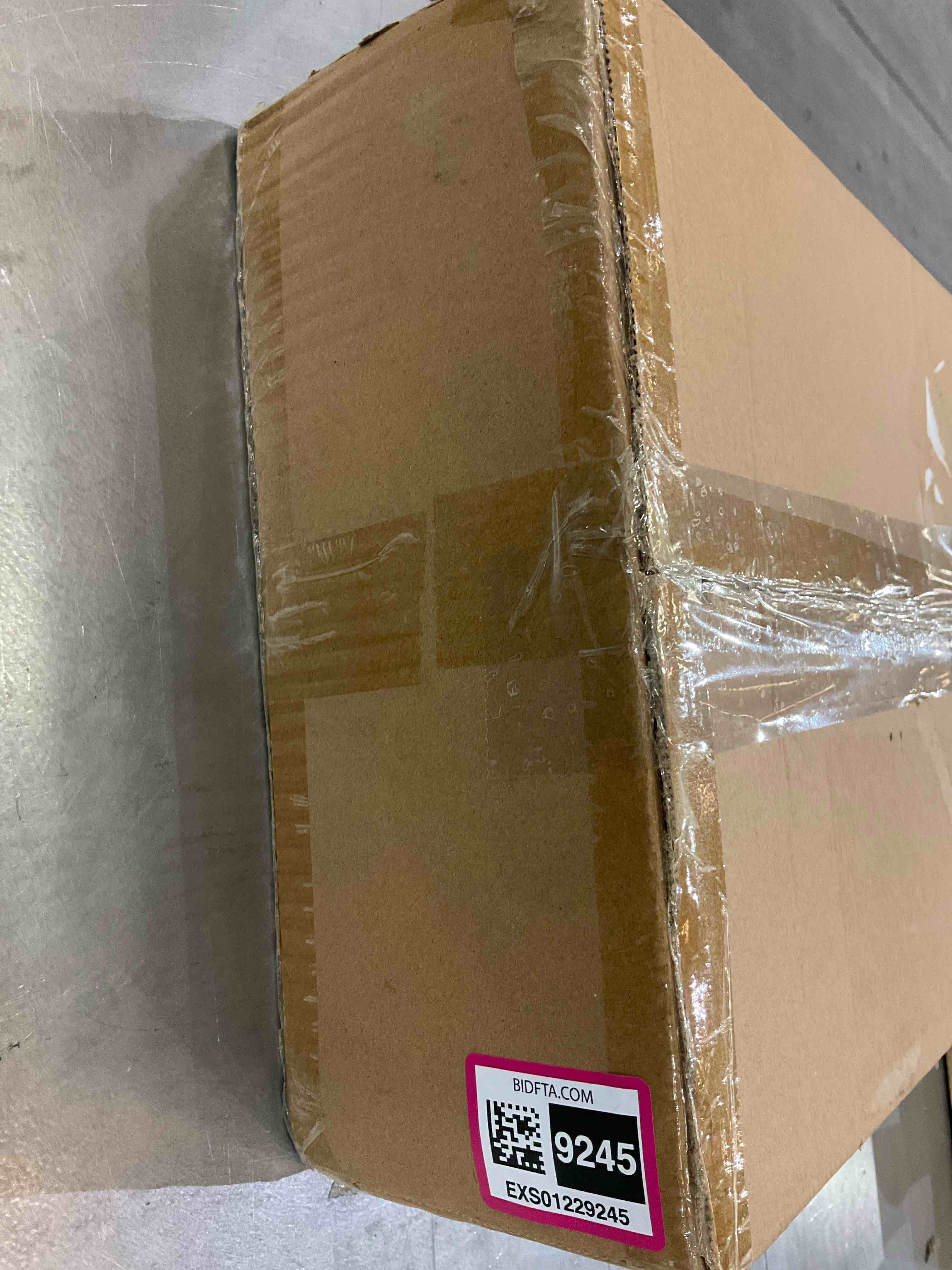 https://s3.amazonaws.com/lotting-images-prod/BargainHunt/EXS01229245_1710860490836.jpeg