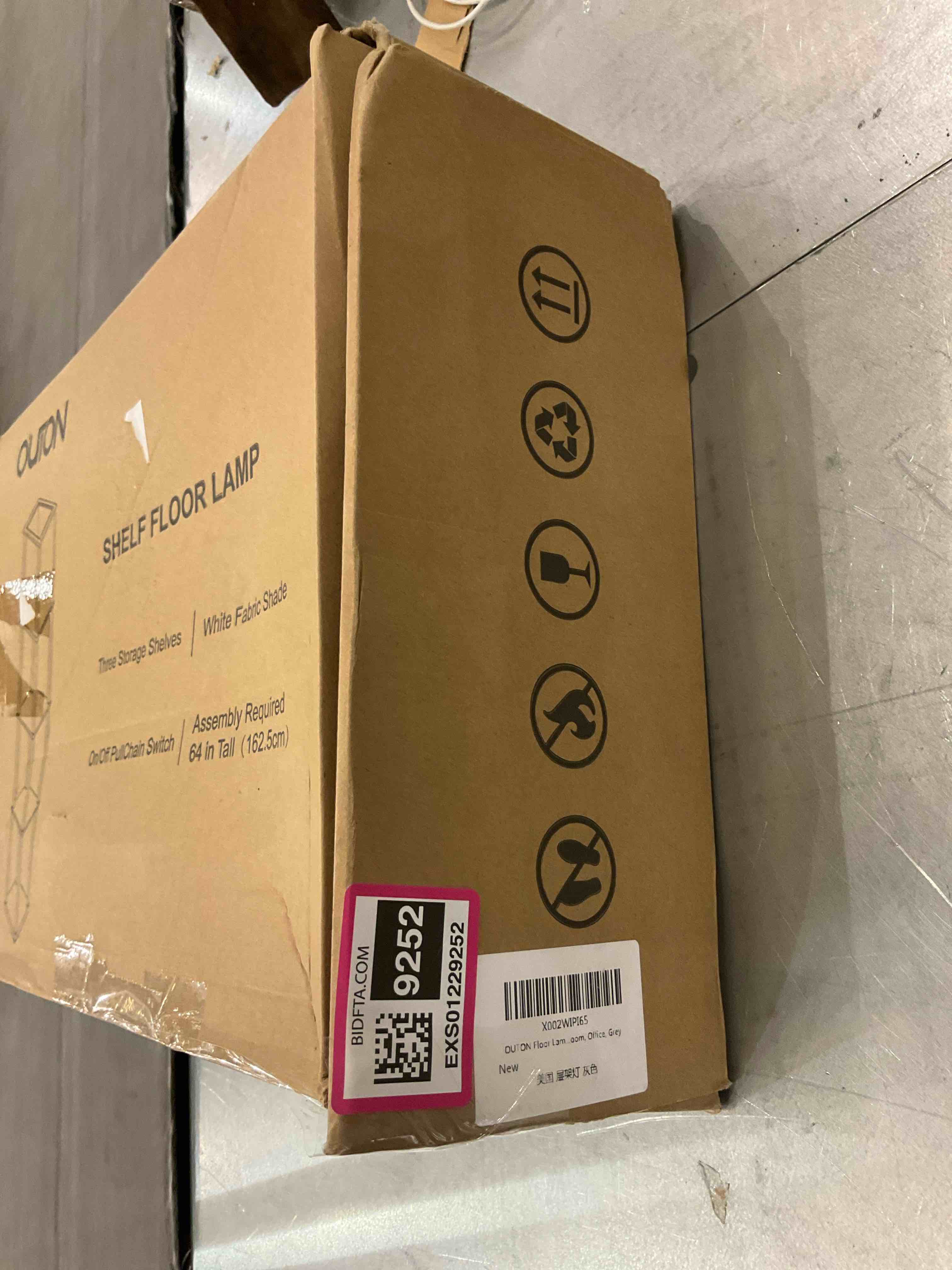 https://s3.amazonaws.com/lotting-images-prod/BargainHunt/EXS01229252_1710861123914.jpeg