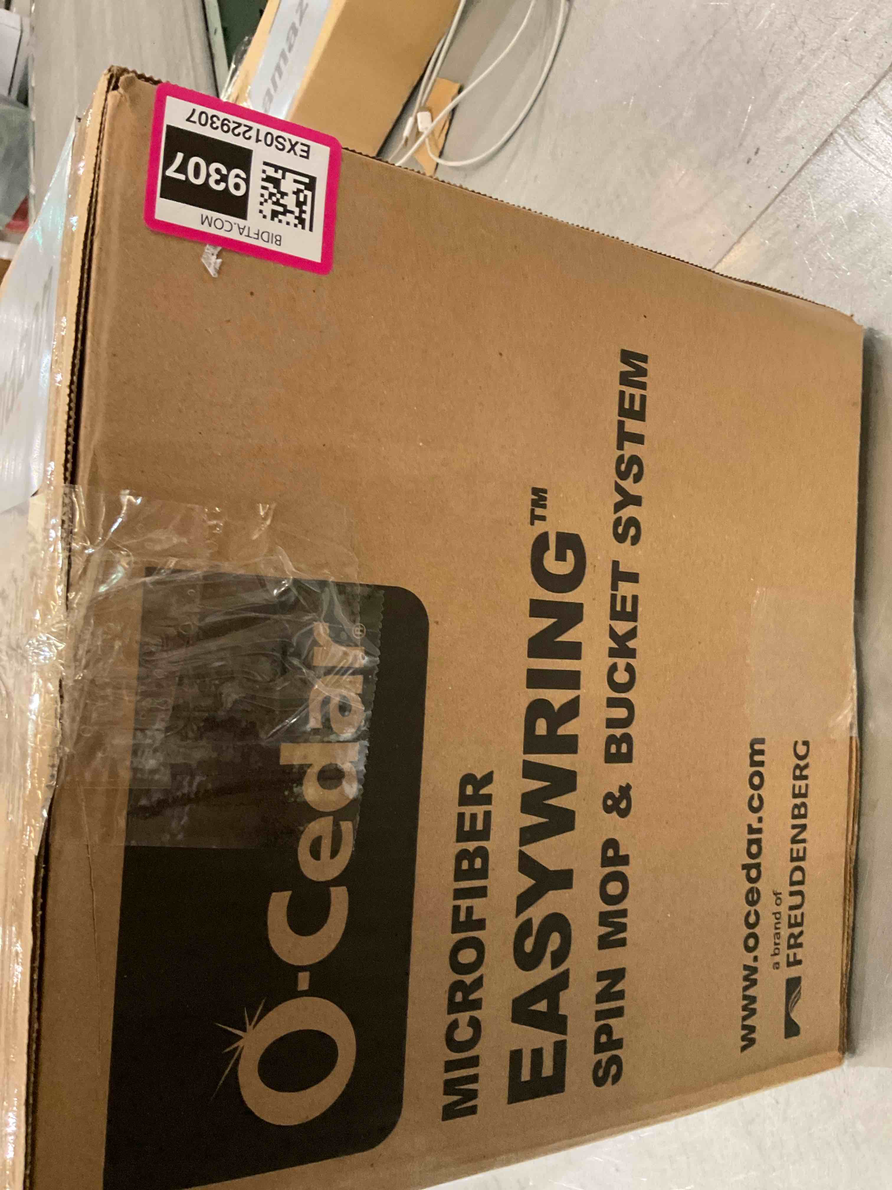 https://s3.amazonaws.com/lotting-images-prod/BargainHunt/EXS01229307_1710869034311.jpeg