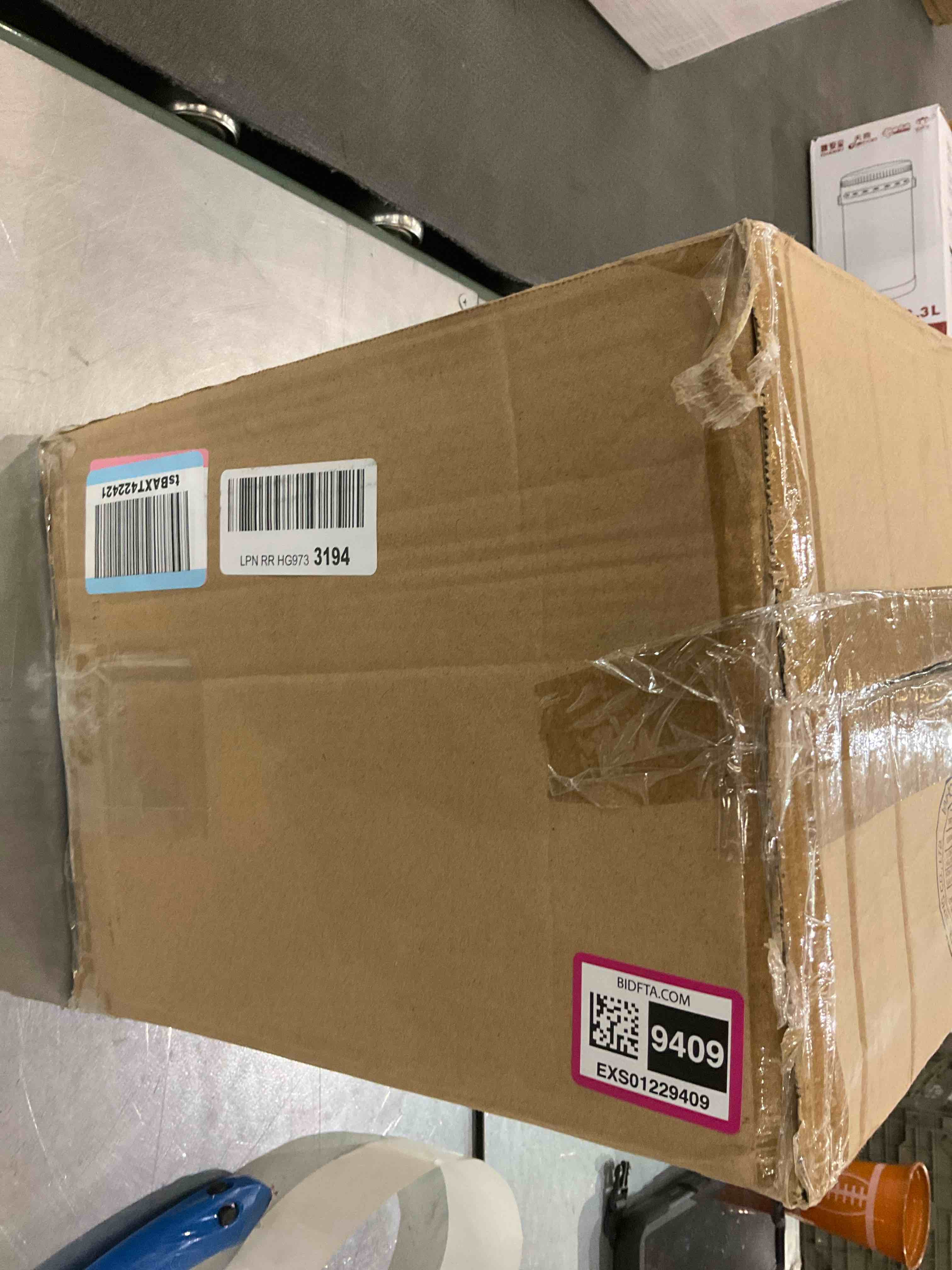 https://s3.amazonaws.com/lotting-images-prod/BargainHunt/EXS01229409_1710942058255.jpeg